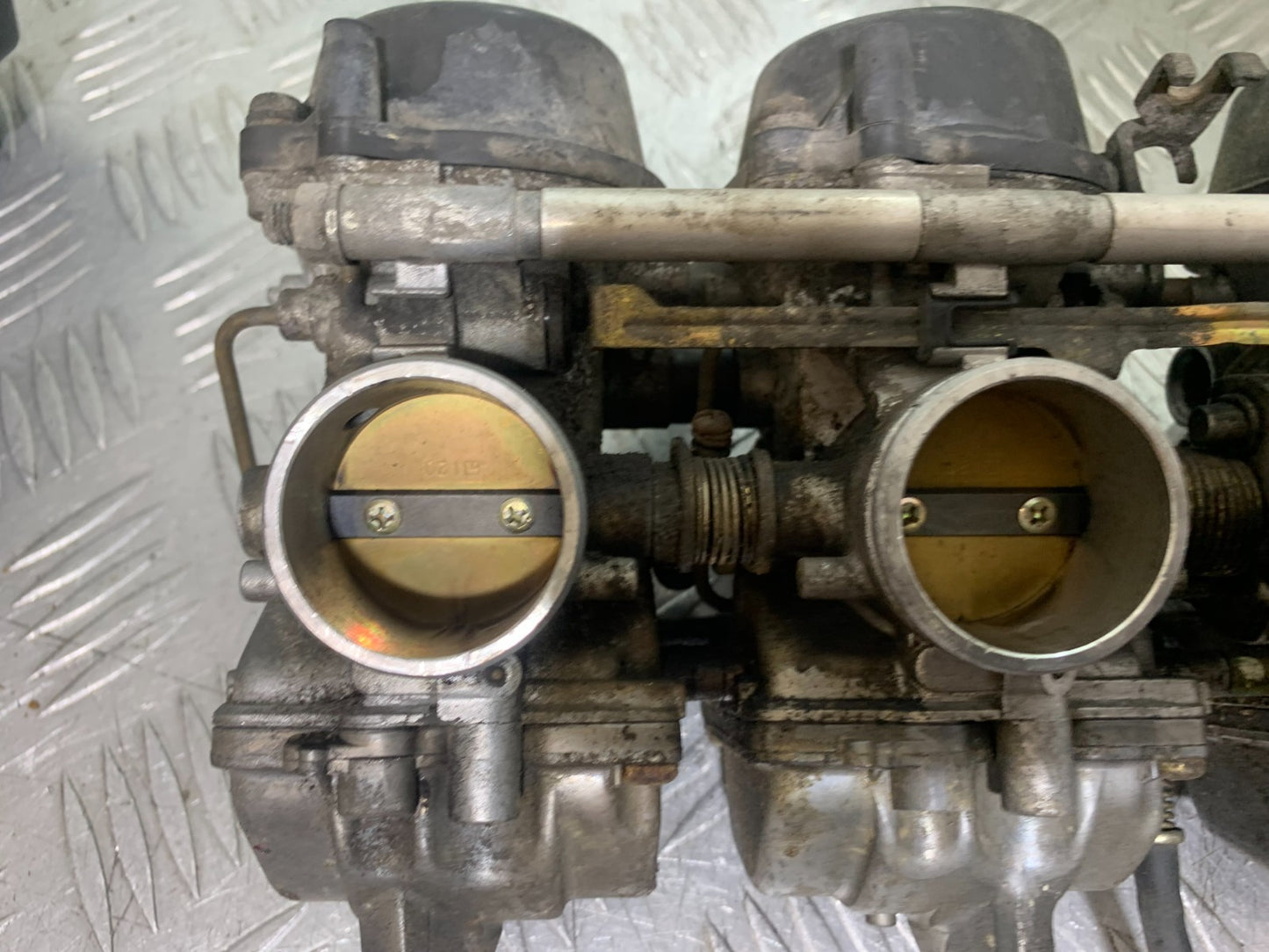 SUZUKI RF900 RF 900 CARBS YEAR 1994-1999 CMB1326