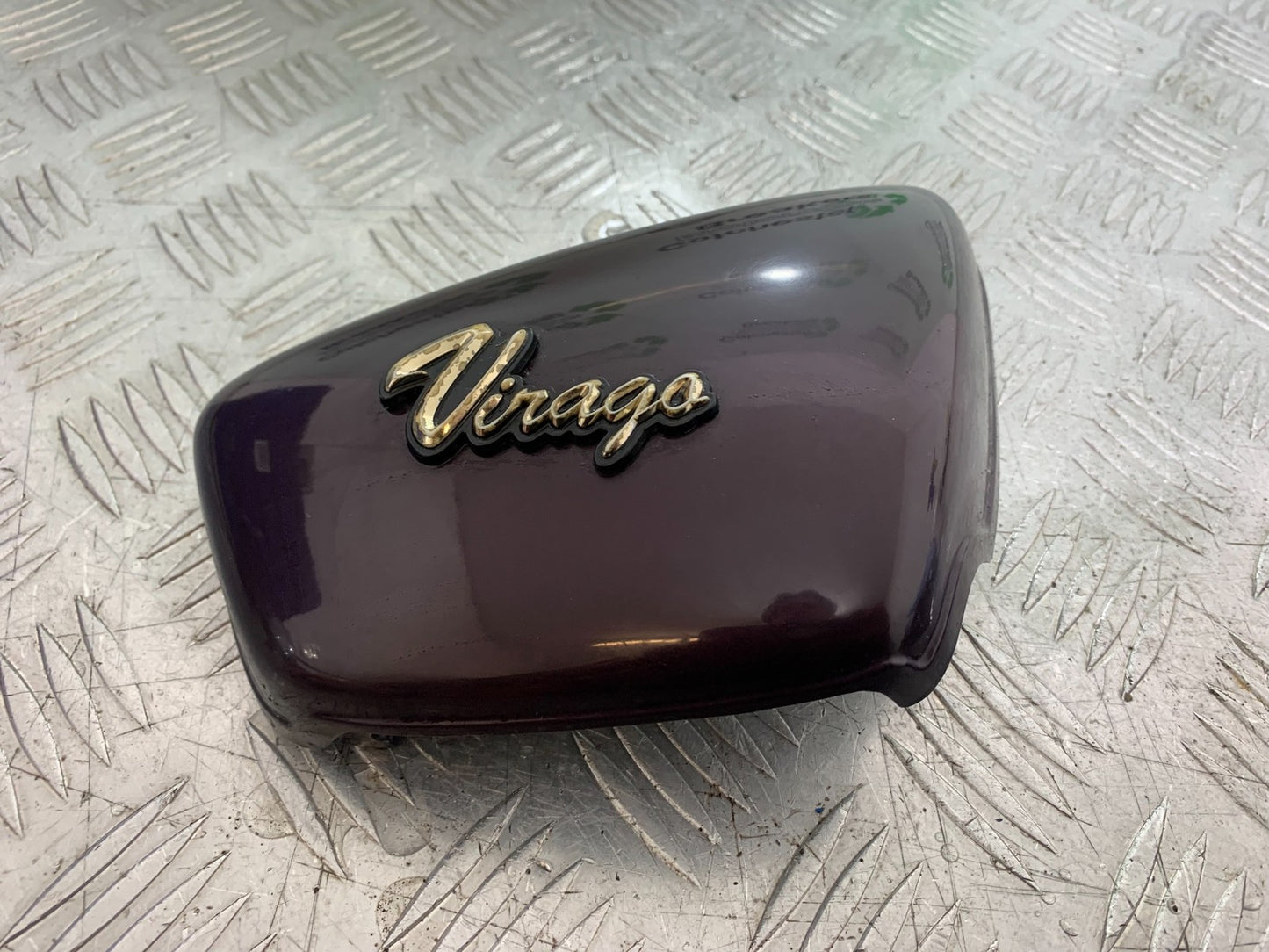 YAMAHA XV1100 XV 1100 VIRAGO RIGHT SEAT PANEL 1990-1999 (CMB1243)