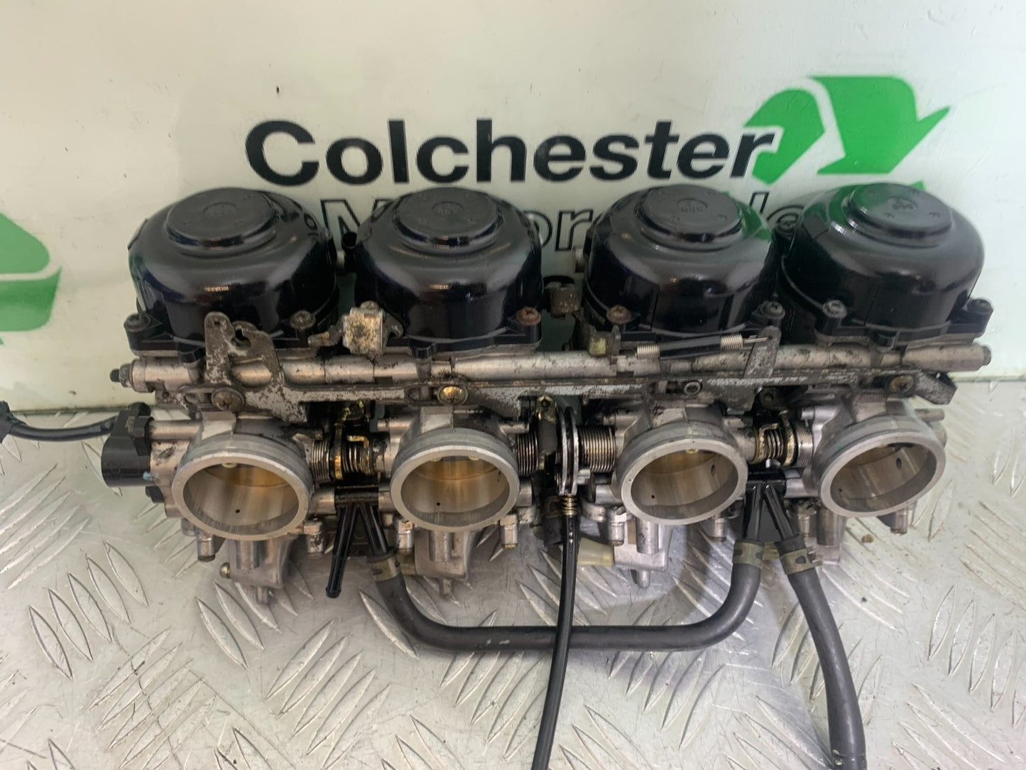 KAWASAKI ZX9R ZX9 E1 CARBS  YEAR 2000-01 (CMB1171)