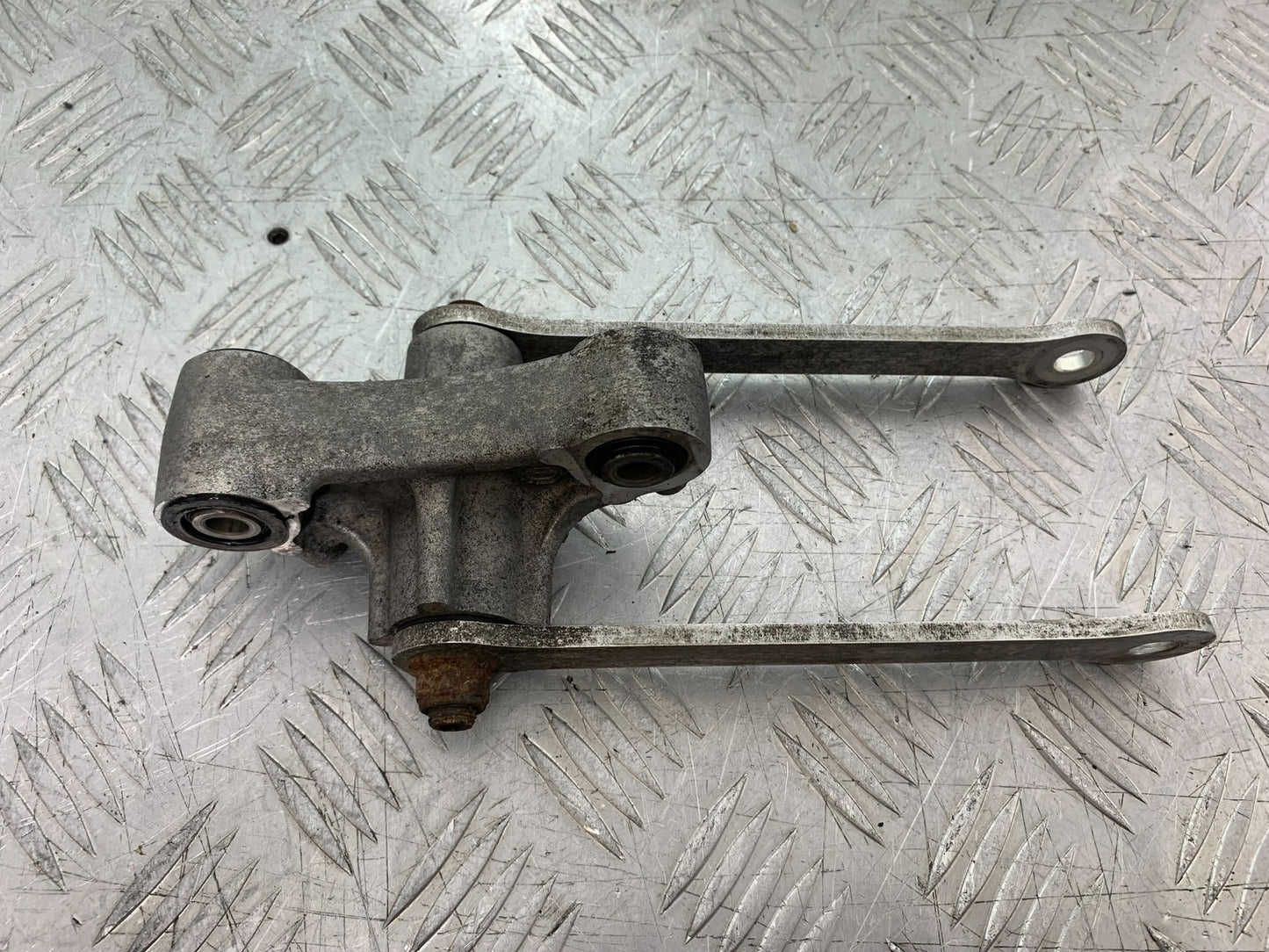 KAWASAKI ZX10R ZX10 R REAR SHOCK LINKAGE  2008-2010 (CMB1301)