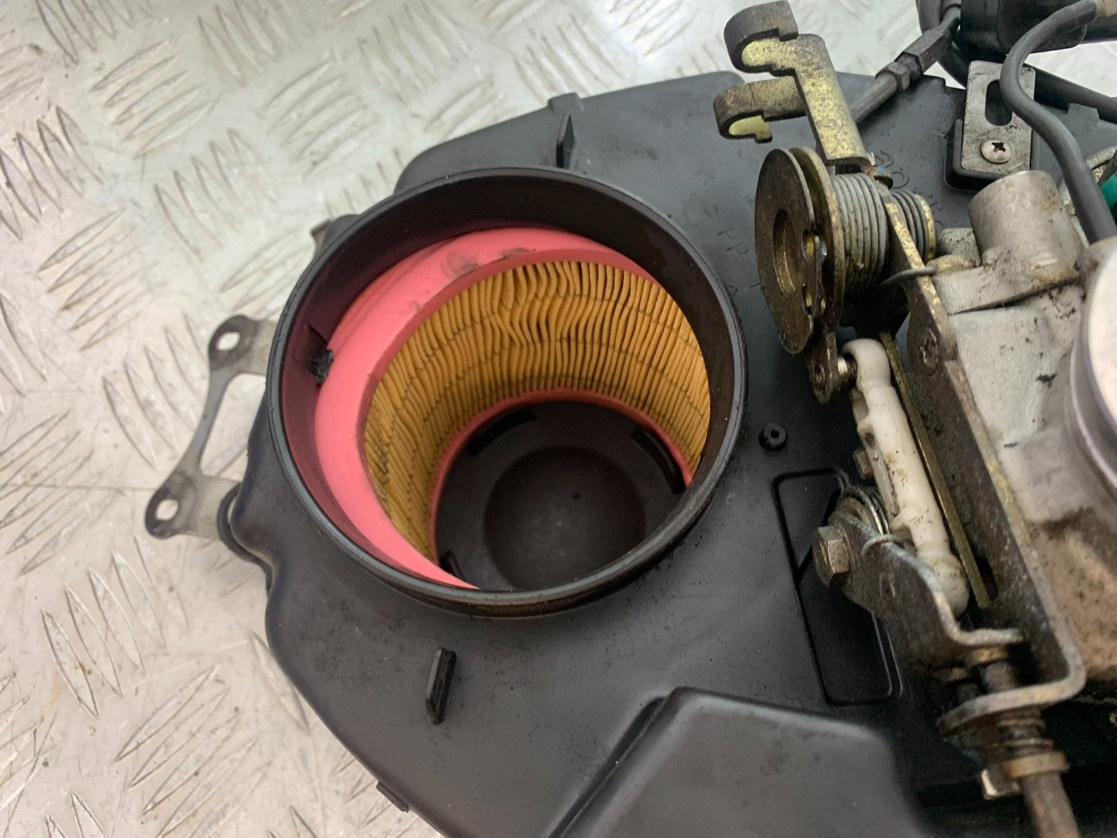 APRILIA RSV1000 RSV 1000 MILLE THROTTLE BODIES   1998- 2003 (CMB1184)