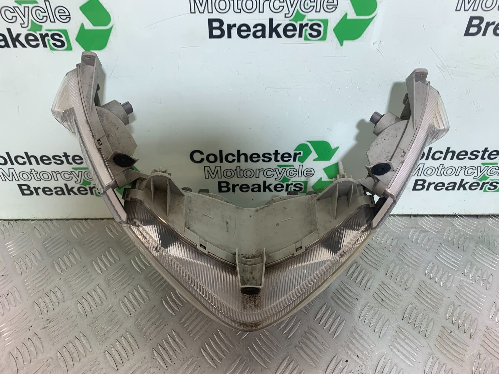 SUZUKI AN 200 UN 200 BURGMAN HEADLIGHT  YEAR 2007-09 (CMB1128)