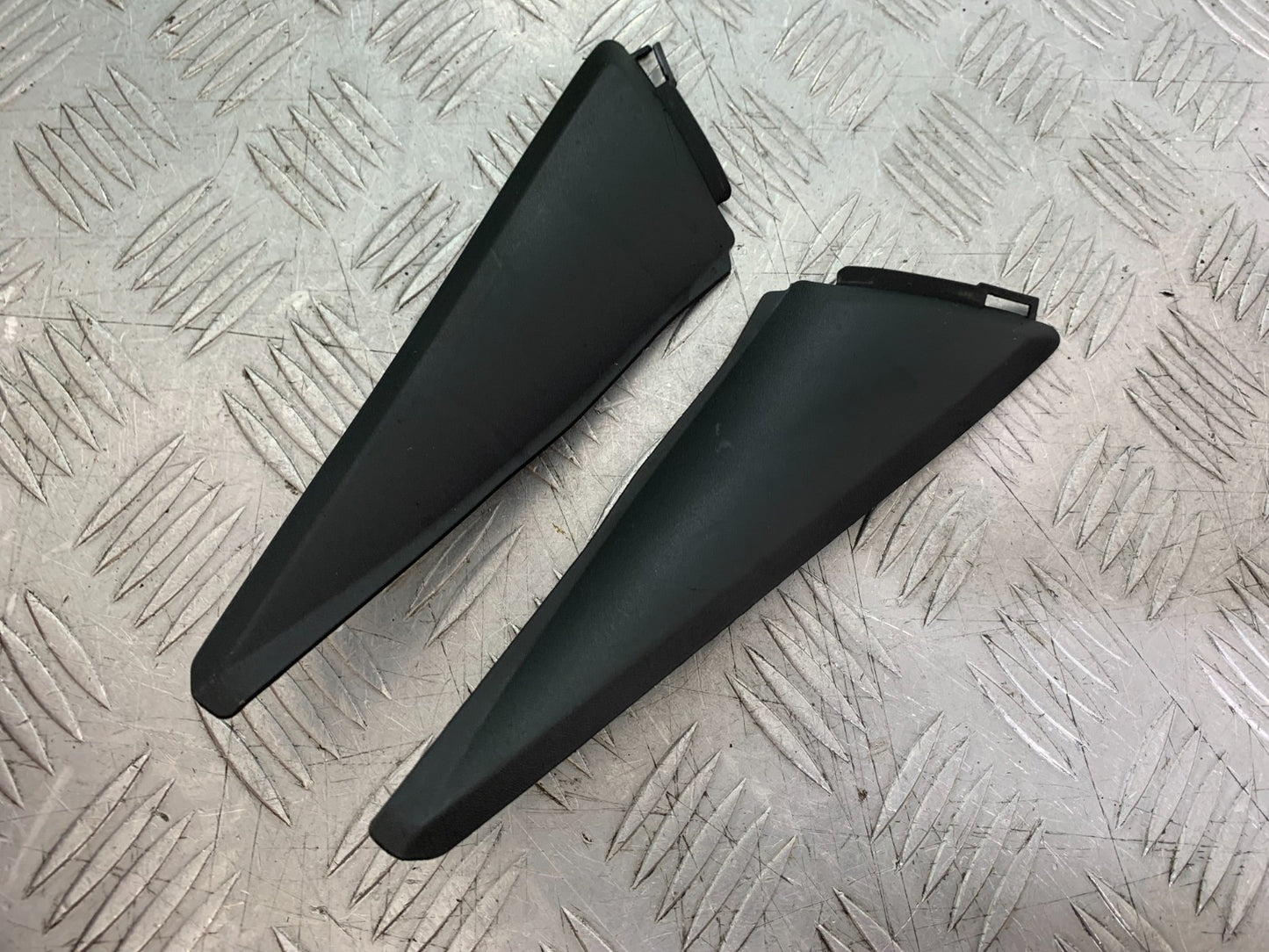 HONDA CBR1000 RR INFILLS PANELS  YEAR  2008-2011 (CMB1330)