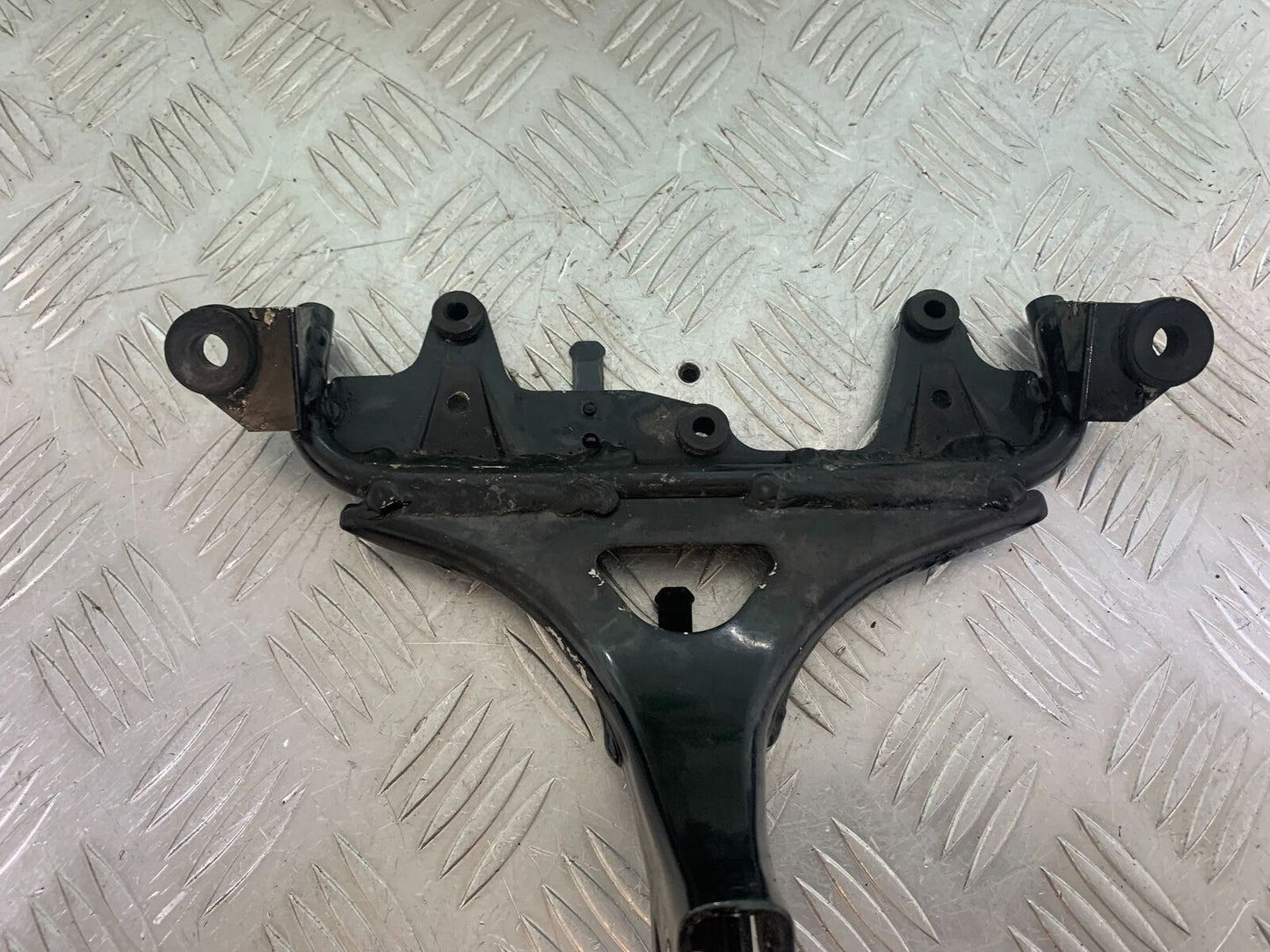 KAWASAKI ZX6R ZX6 J FAIRING BRACKET   YEAR 2000 (CMB1129)