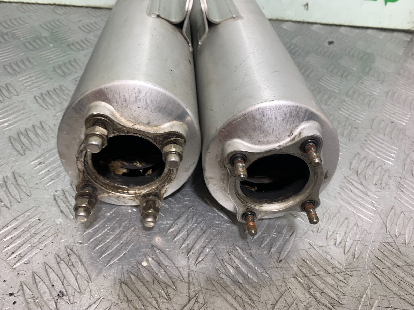 SUZUKI SV1000 SV 1000 S  SILENCERS  YEAR 2003-2007 (CMB1293)
