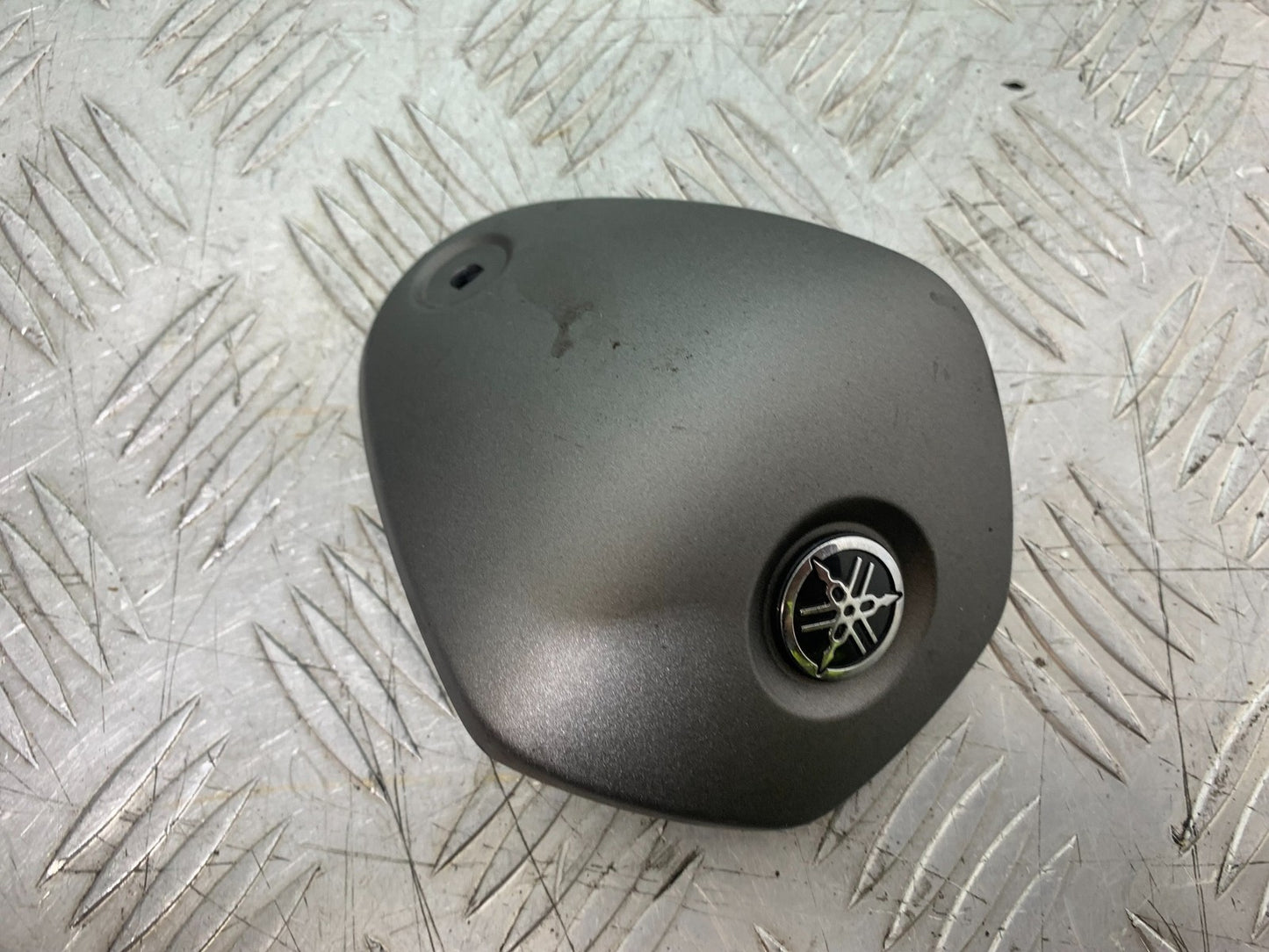 YAMAHA XMAX 300 INFILL COVER  YEAR 2017-2020 (CMB1218)