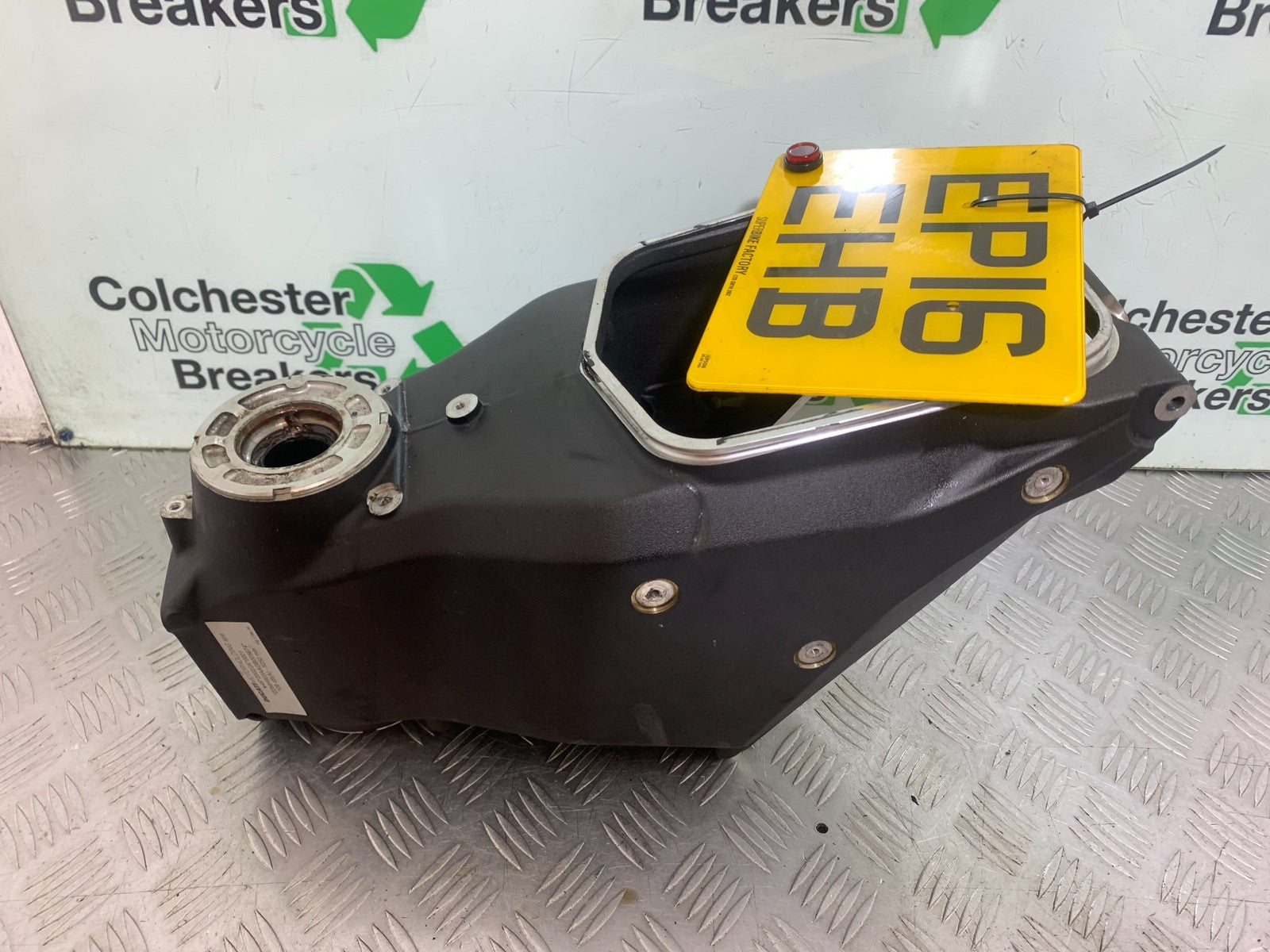DUCATI 1299 PANIGALE FRAME REG LOG BOOK YEAR 2016 (CMB 1187)