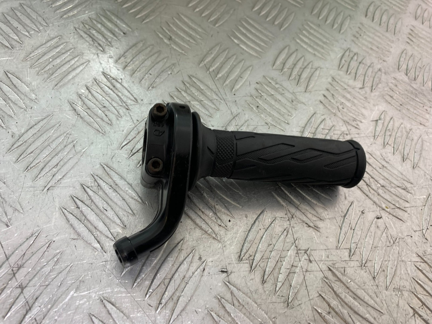 SUZUKI DL1000 V-STROM THROTTLE AND GRIP  YEAR 2014-2019 (CMB1325)