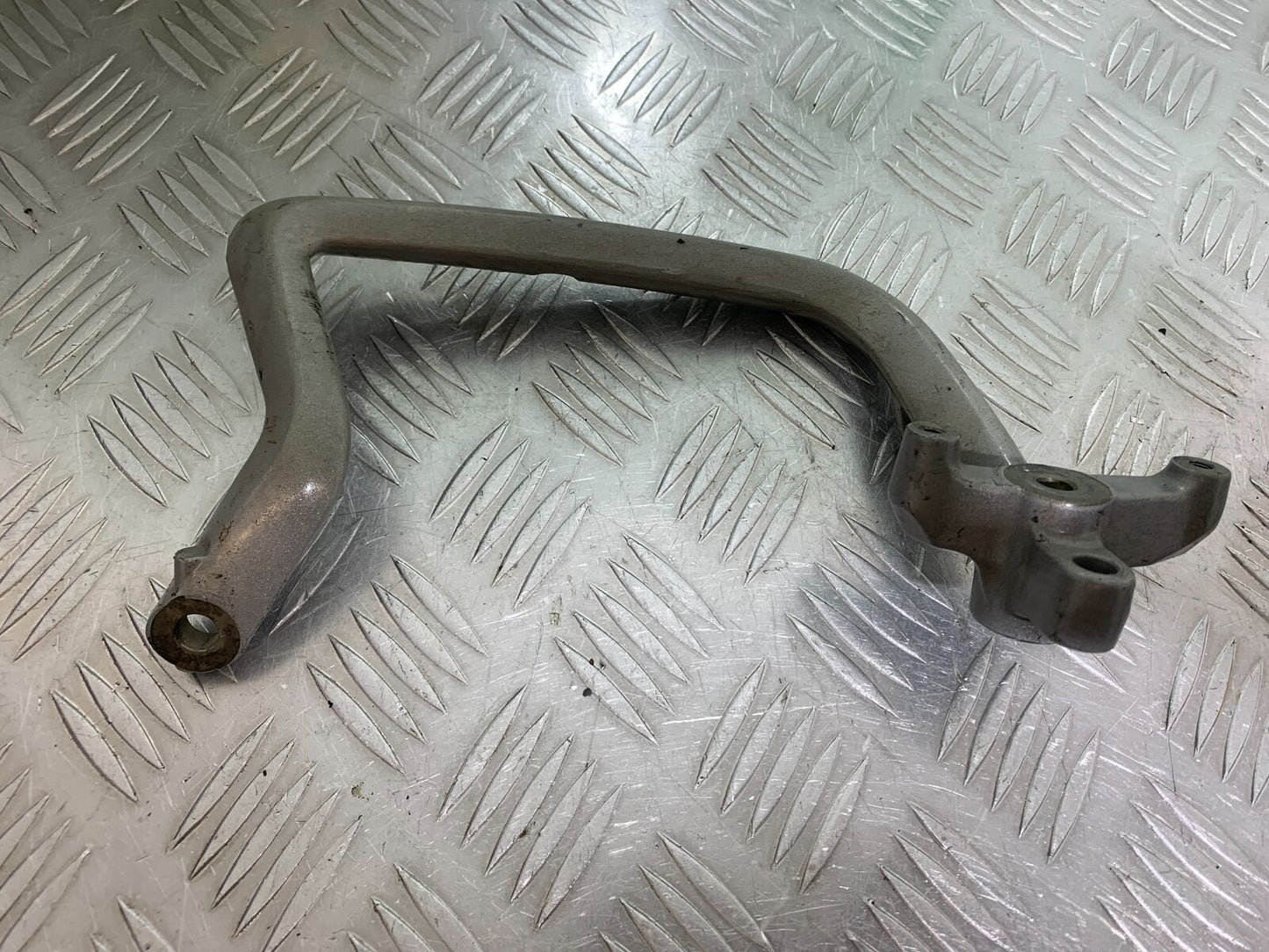 TRIUMPH TIGER 800 1X GRAB RAIL   YEAR 2011-2014 (CMB1113)
