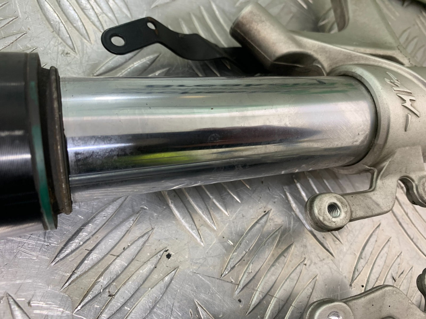 MV AGUSTA 800 F3 FORKS  YEAR 2017-2019 (CMB1227)