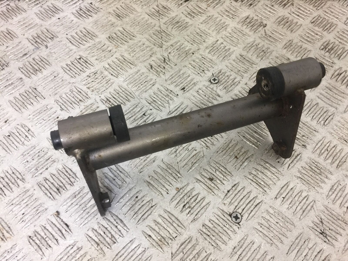 KAWASAKI VN900 VN 900 CUSTOM FRAME BRACKET  YEAR 2010 (STOCK 664)