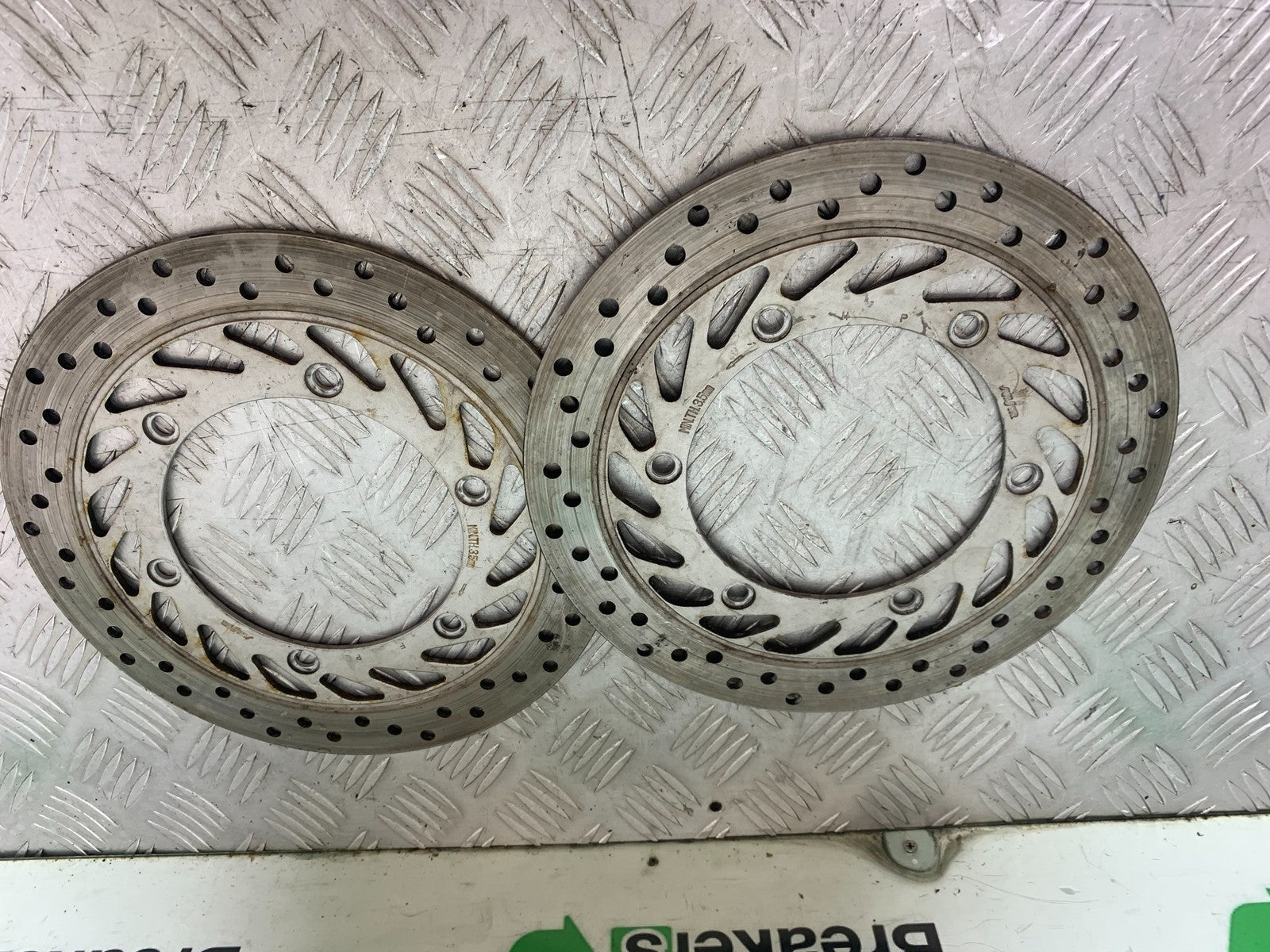 HONDA NT650 V DEAUVILLE FRONT BRAKE DISCS  YEAR 1998-01(CMB1320)