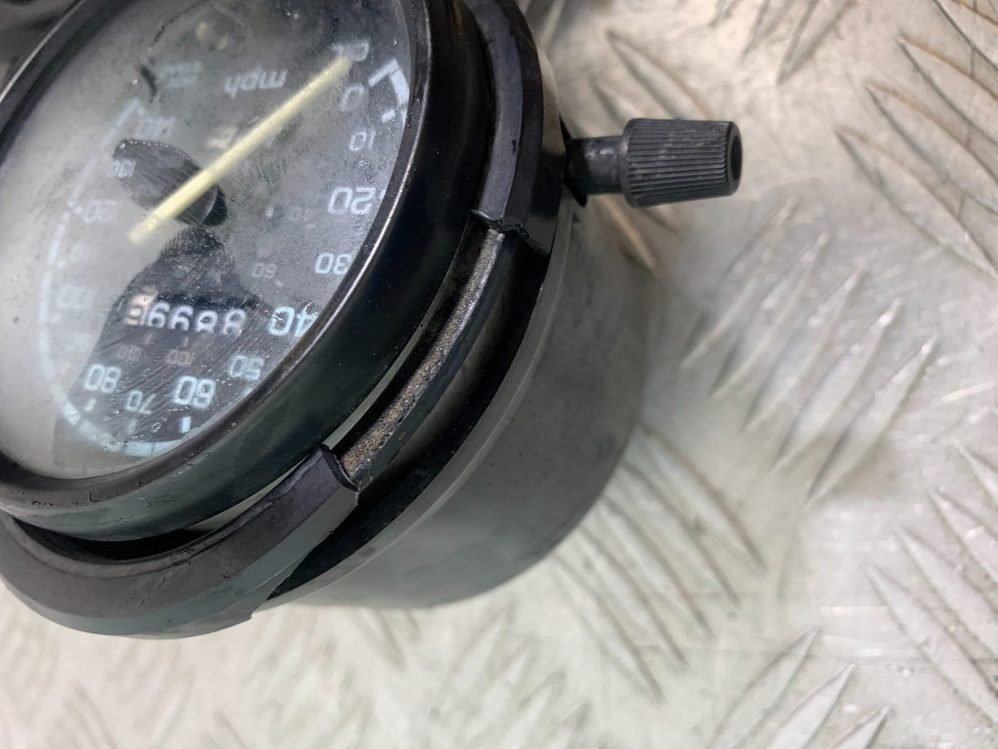 HONDA NTV 600 REVERE CLOCKS SPEEDO DASH (DAMAGED) YEAR 1988-1996  (CMB1281)