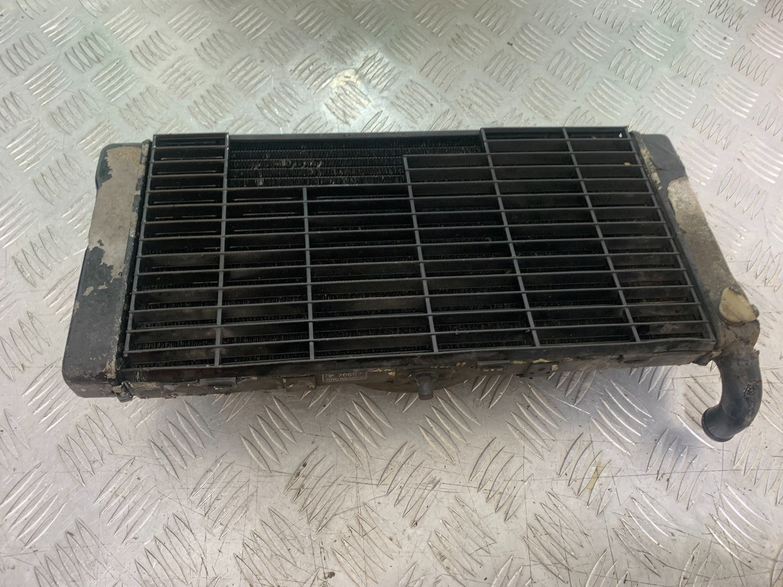 HONDA ST1100 PAN EUROPEAN RADIATOR AND FAN  YEAR 1993-2001 (CMB1195)