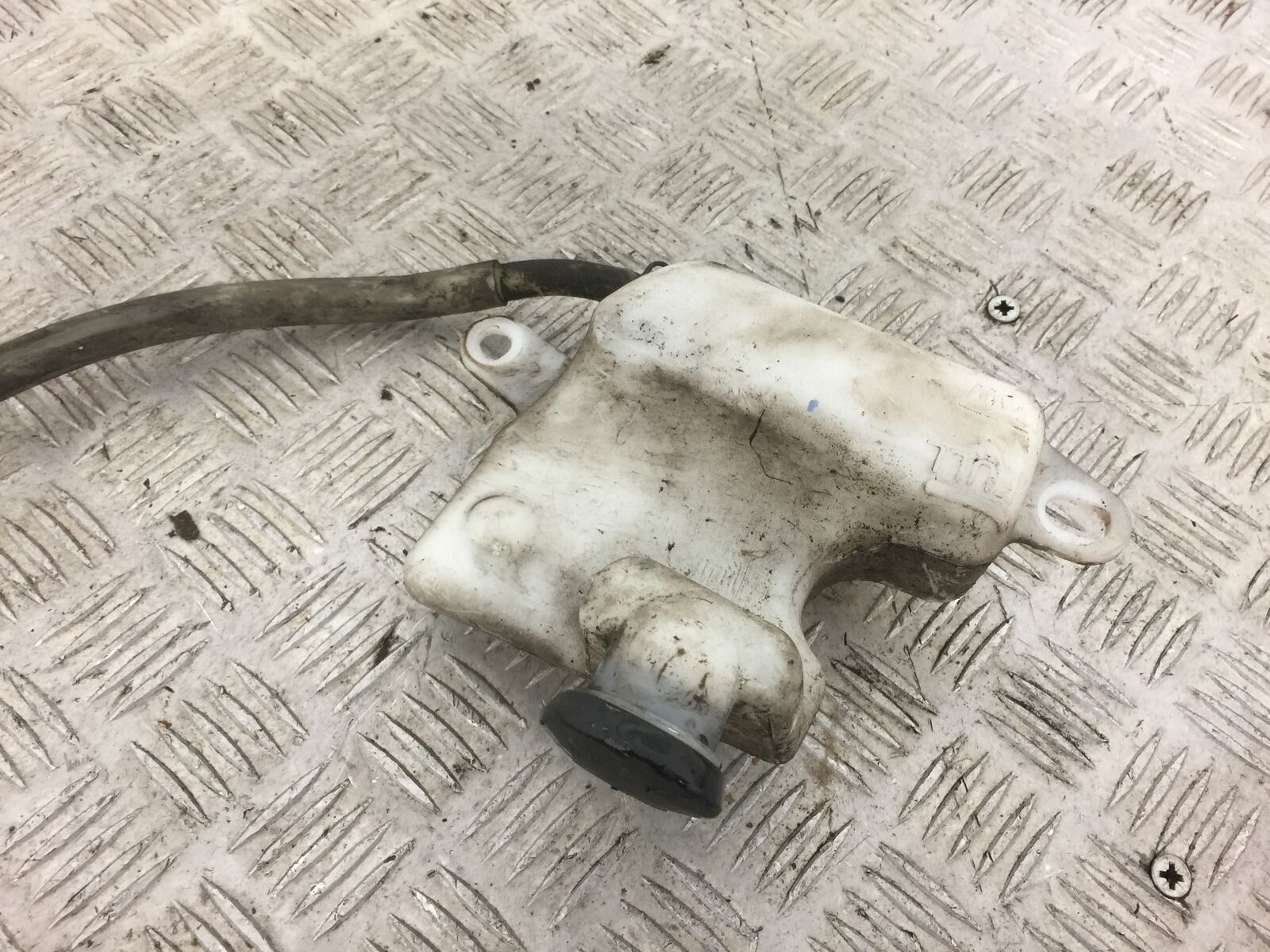 YAMAHA XMAX 125 XMAX-125 COOLANT BOTTLE YEAR 2011