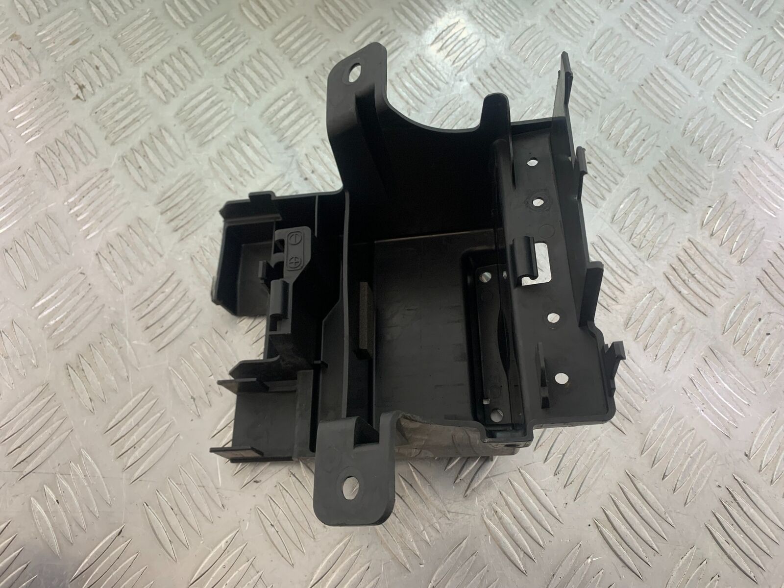 SUZUKI DL 650 V-STROM BATTERY BOX  YEAR 2020 (CMB1117)