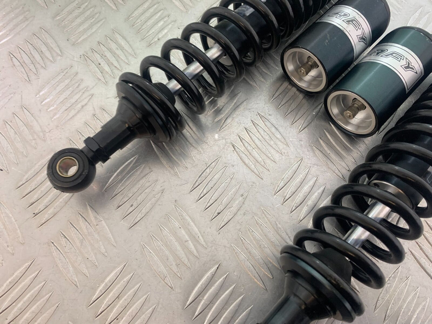 HERALD CLASSIC 125 REAR SHOCKS YEAR 2014 (CMB1058)