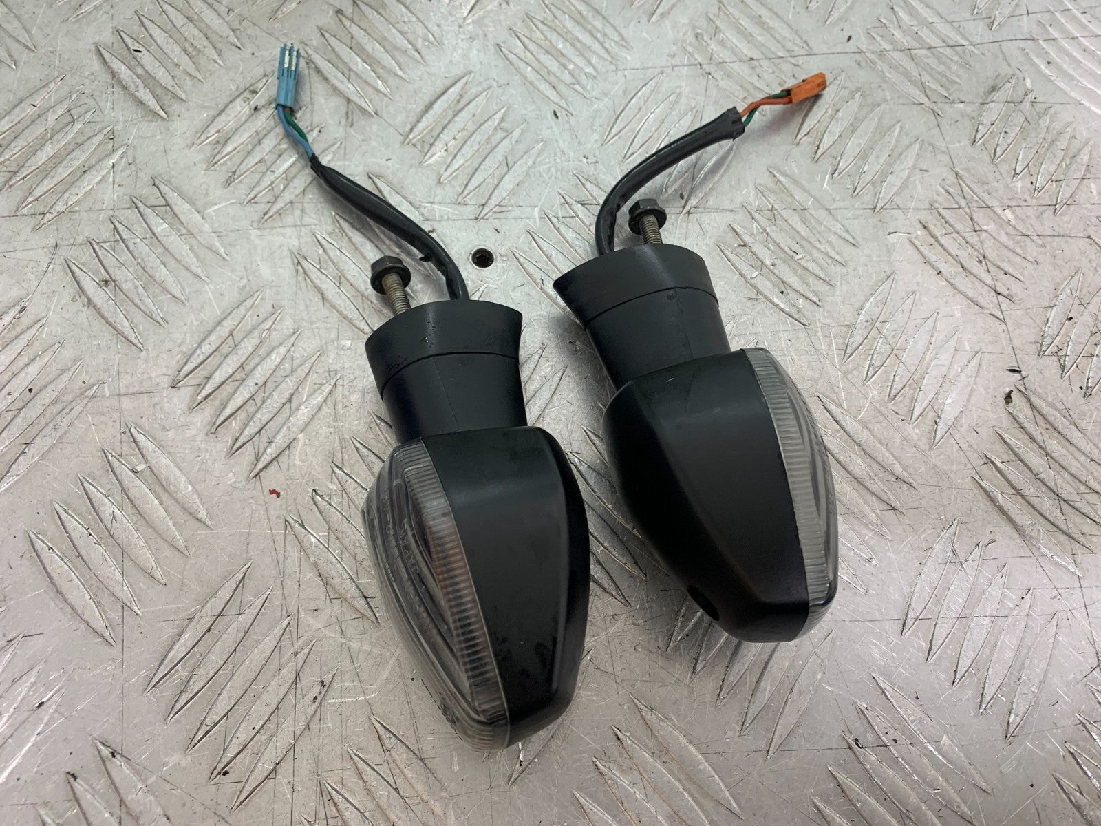 HONDA CBR1000 rr FIREBLADE FRONT INDICATORS  2008-2011 (CMB1253)