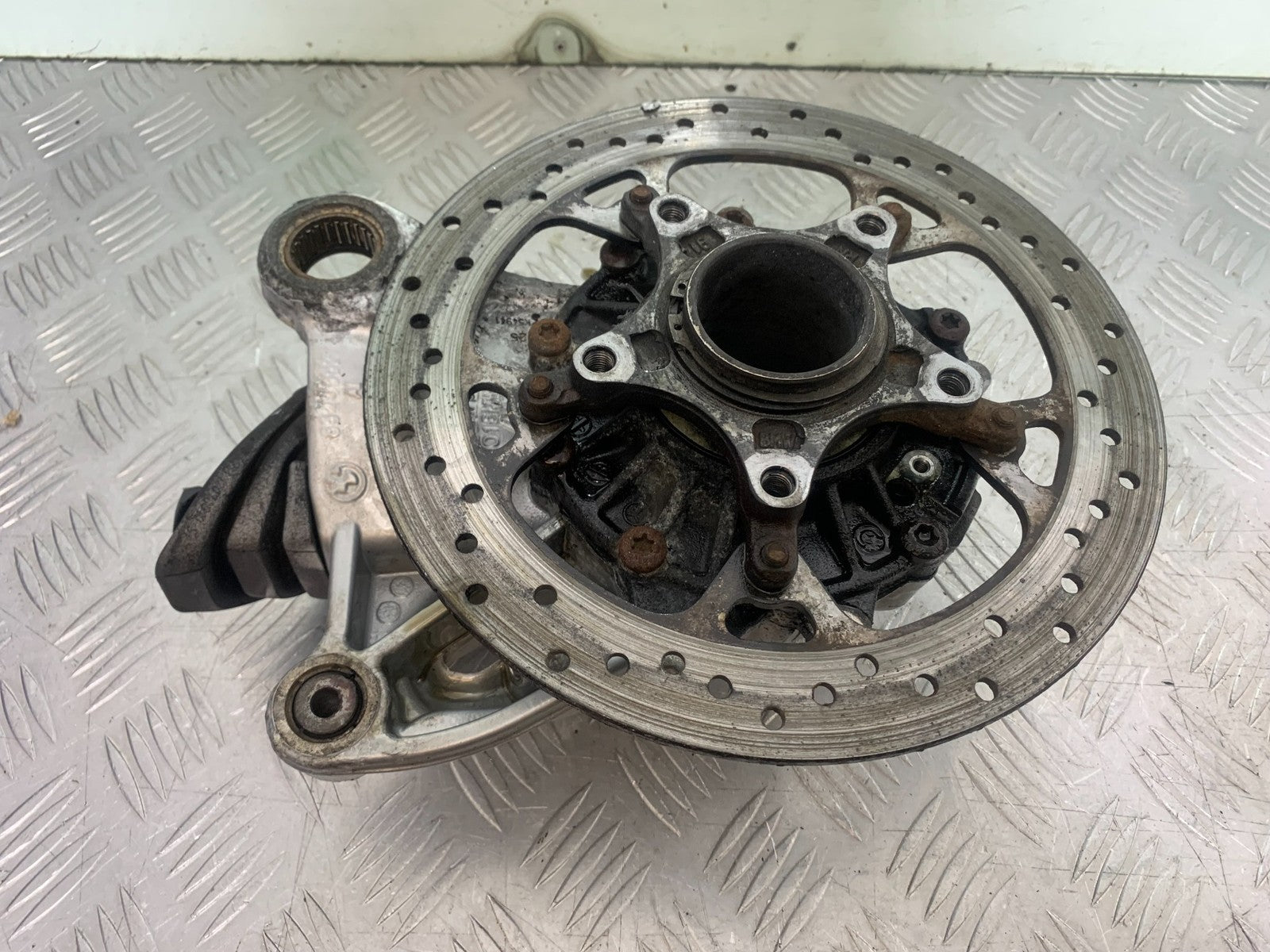 BMW R1200 R 1200 GS REAR DIFF AND DISC   YEAR 2013-2016 (CMB1257)