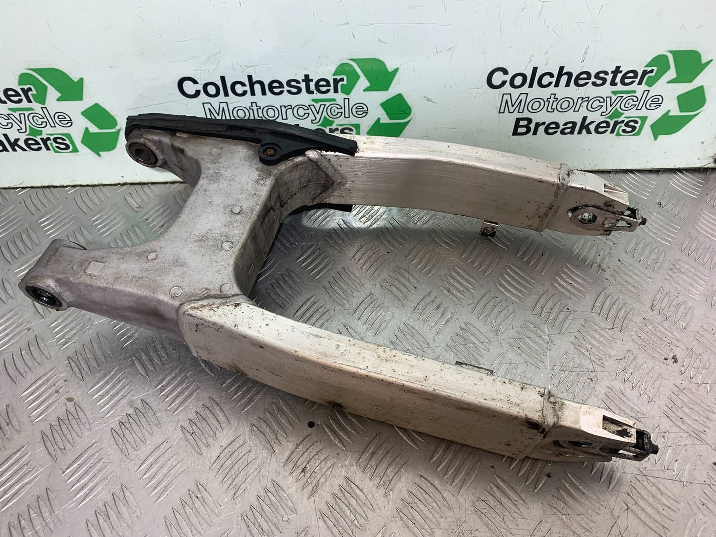 HONDA CBR600 CBR 600 FX FY SWINGARM  YEAR 1999-2000 (CMB1287)