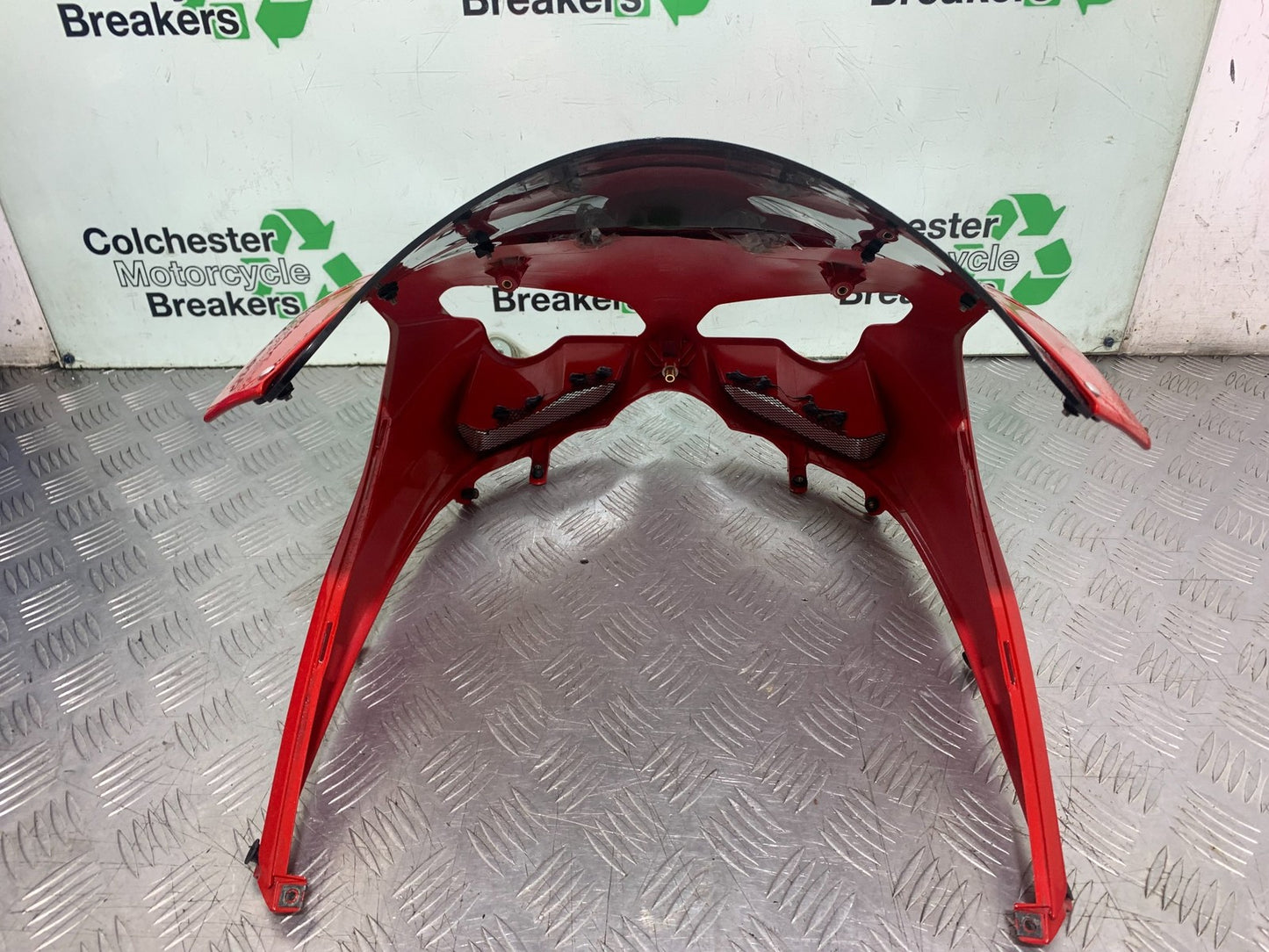 DUCATI 1198 S TOP FAIRING AND SCREEN  YEAR 2009-2011 (CMB1219)