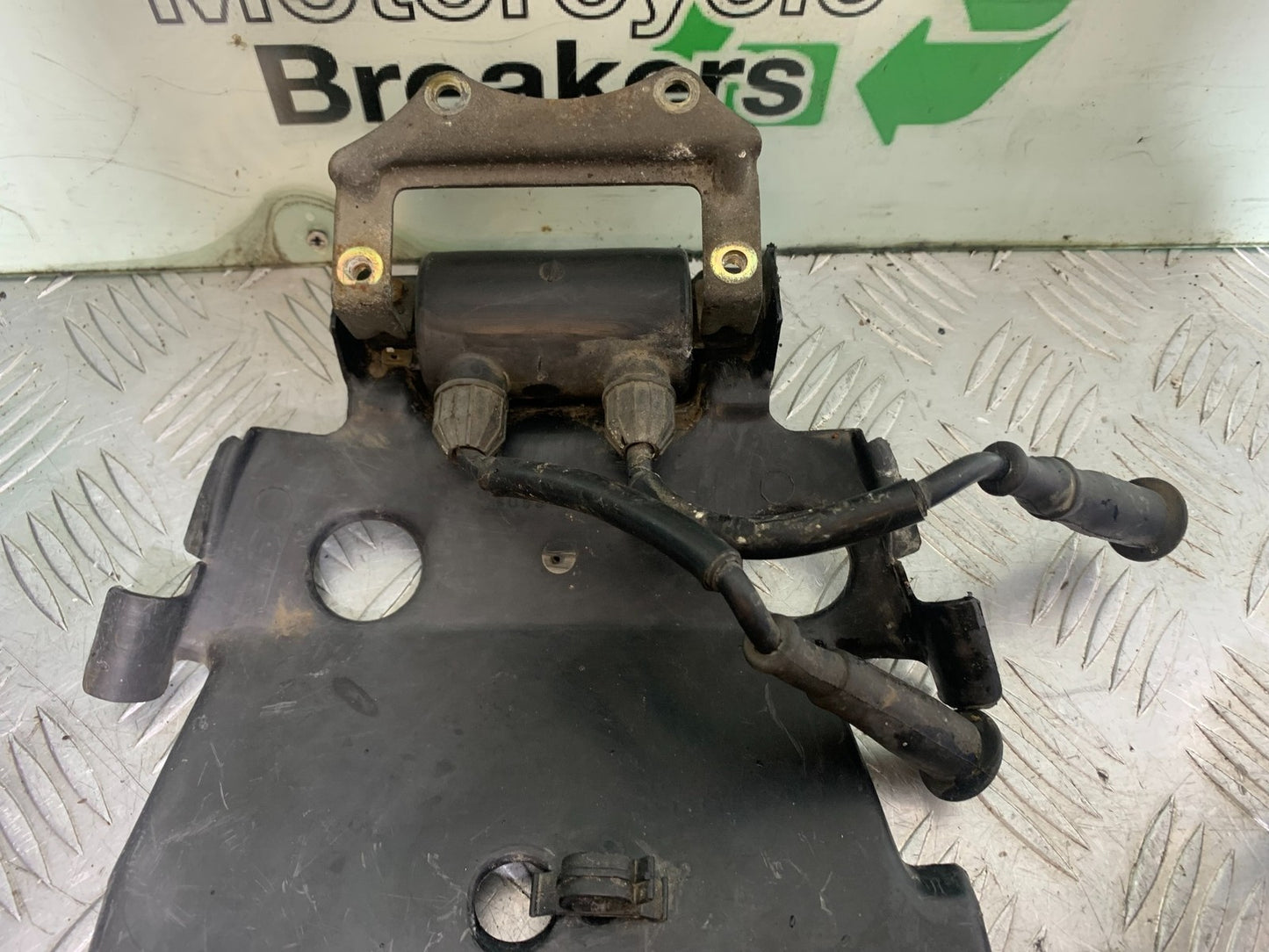 HONDA VF500 VF 500 COILS AND CAPS    YEAR 1985-1987