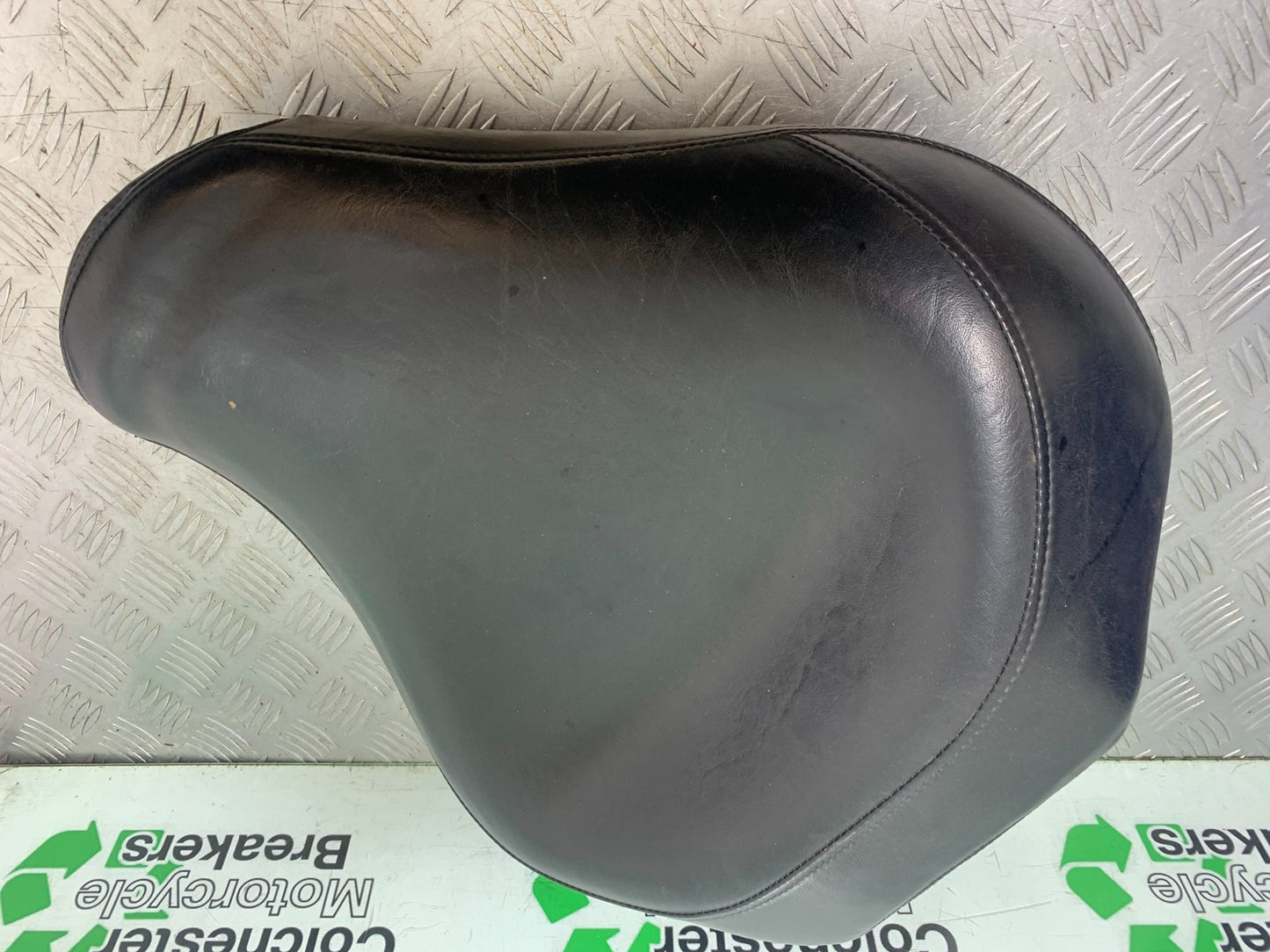 YAMAHA XVS 1300 MIDNIGHT STAR FRONT SEAT  YEAR 2007-16 (CMB1200)