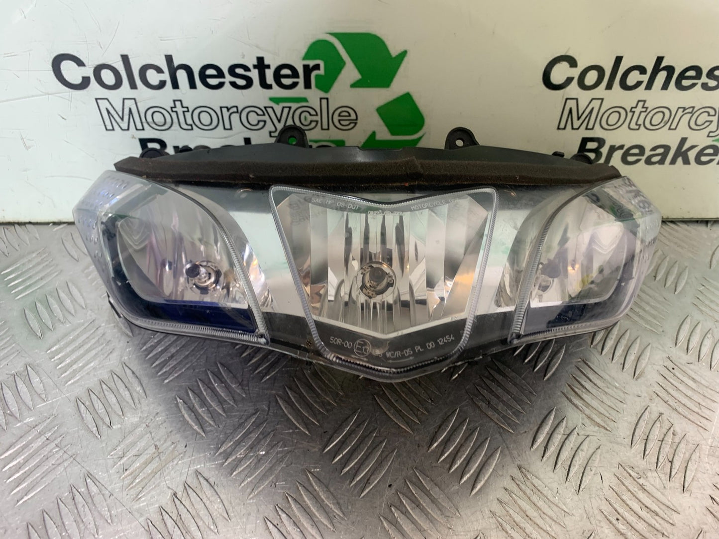 APRILIA RSV4 FACTORY HEADLIGHT   YEAR 2009-2012 (CMB1224)