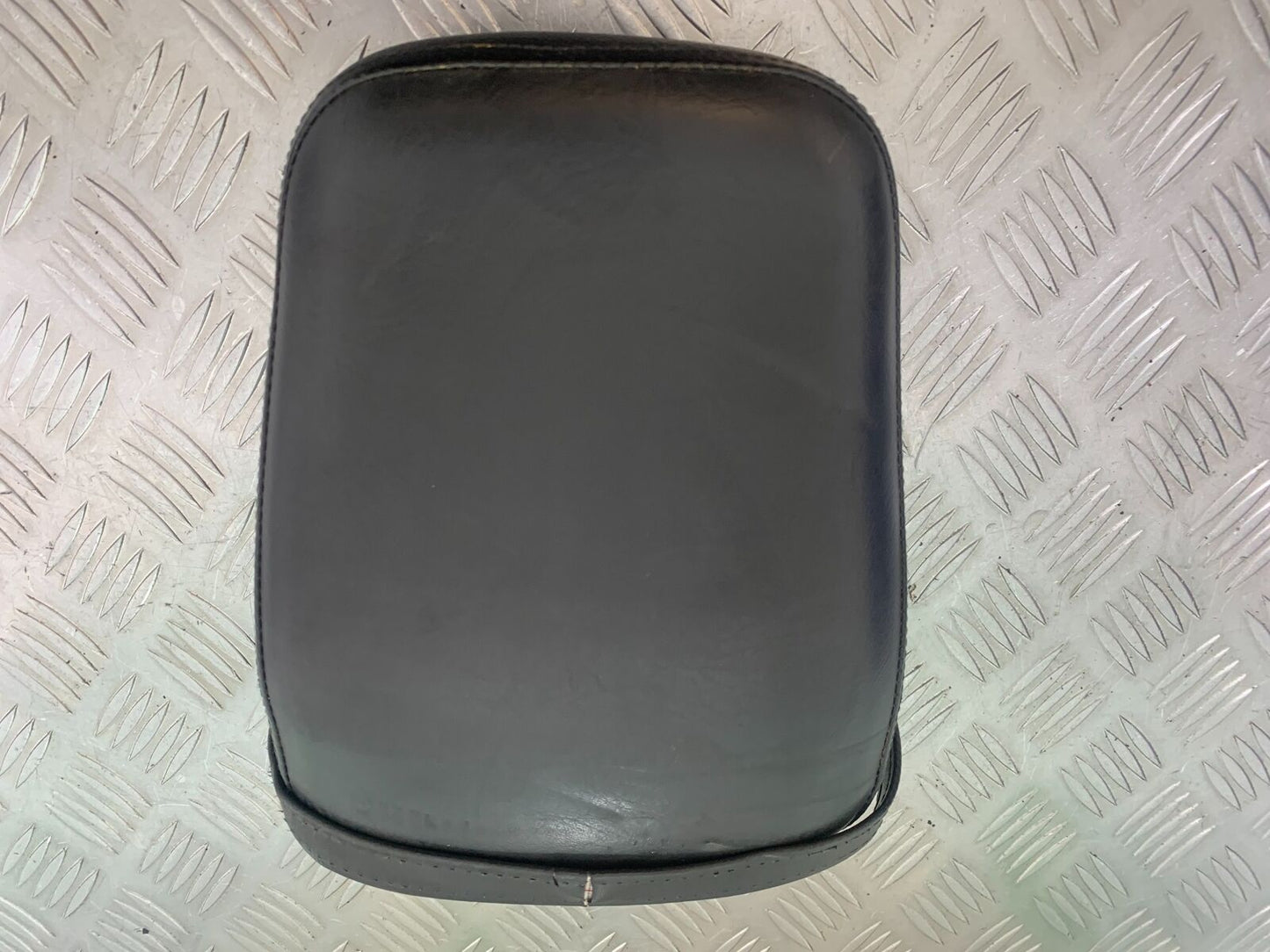 YAMAHA XV535 XV 535 VIRAGO REAR SEAT  YEAR 1994-02 (CMB1044)