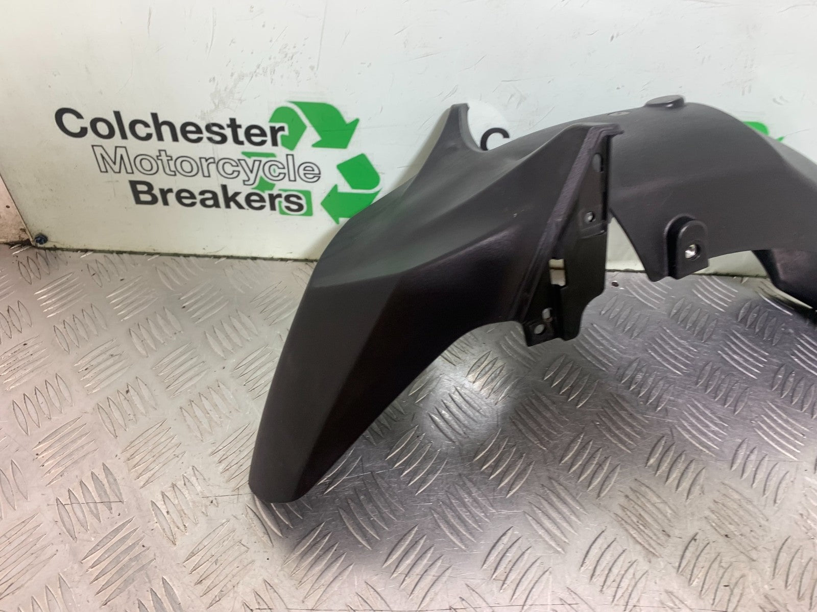 YAMAHA XMAX 300 FRONT MUDGUARD   YEAR 2017-2020 (CMB1218)