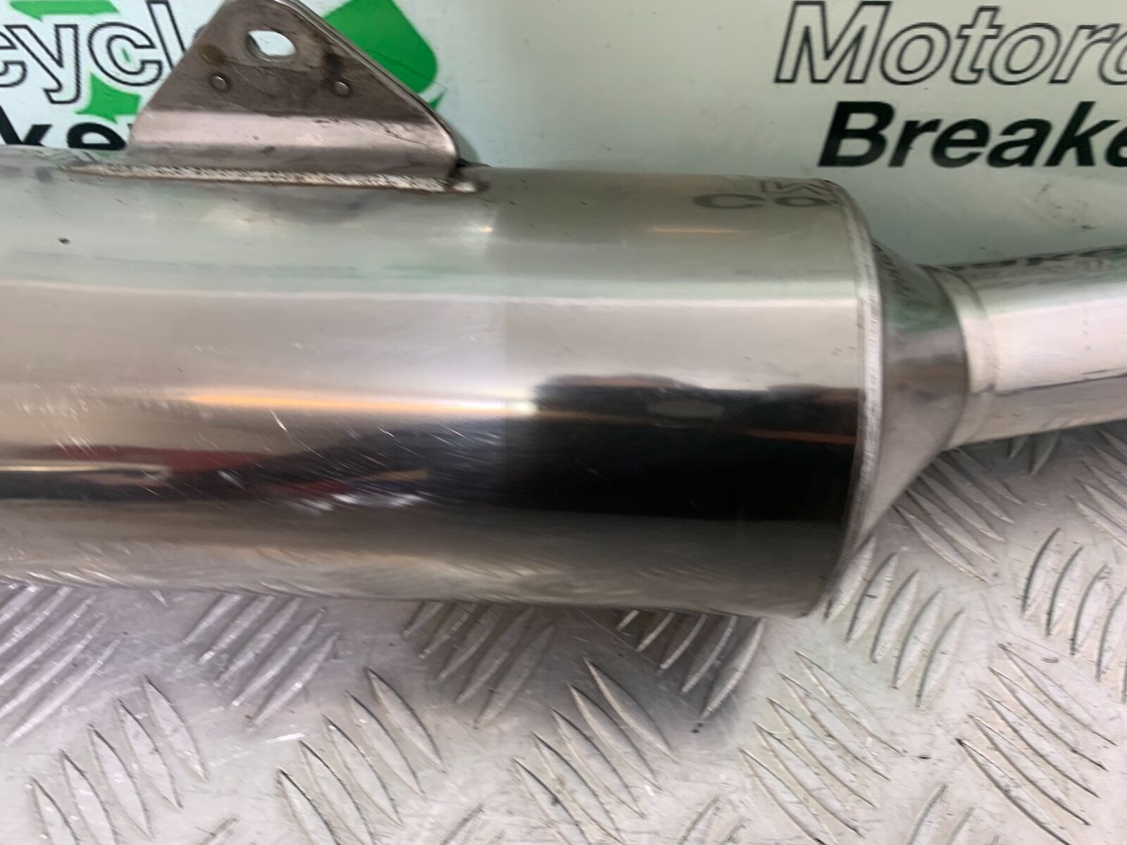 HONDA CBR1100 BLACKBIRD RIGHT SILENCER   YEAR 1999-2005 (CMB1103)