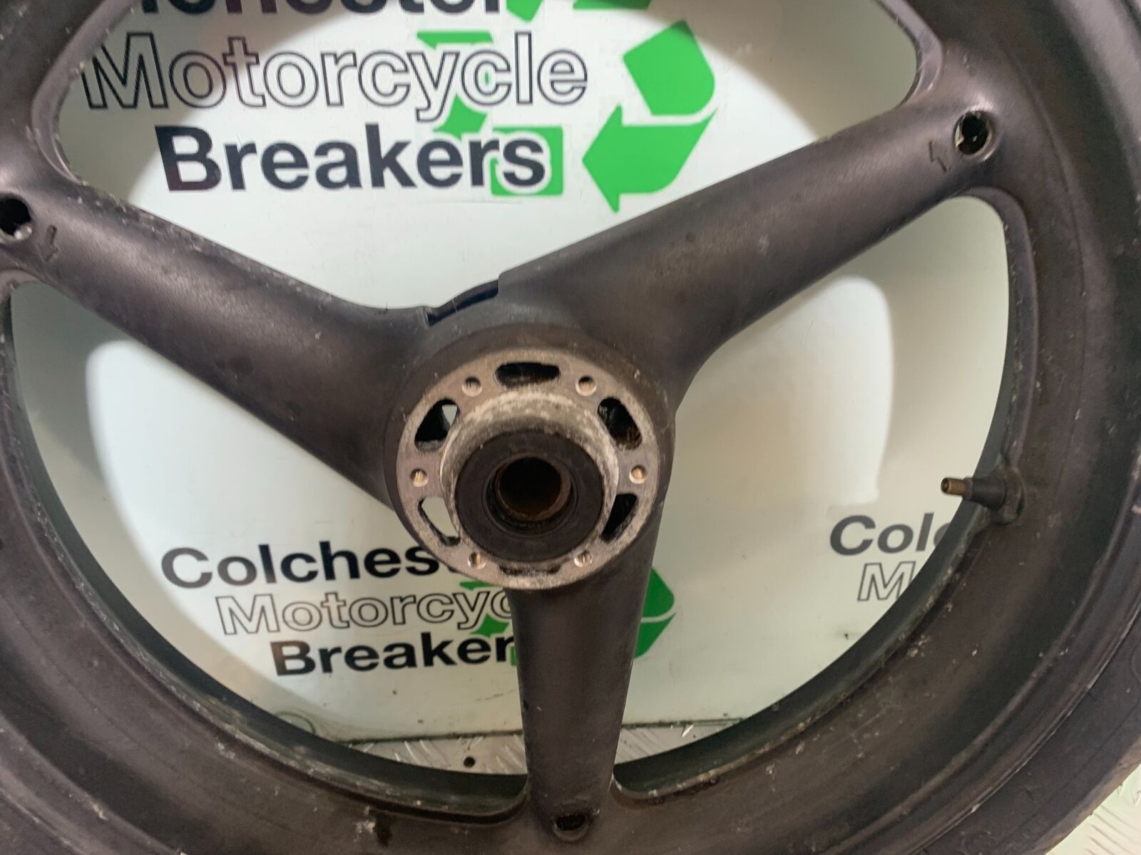 HONDA CB600 CB 600 HORNET FRONT WHEEL  YEAR 1998 -2002 (CMB1126)