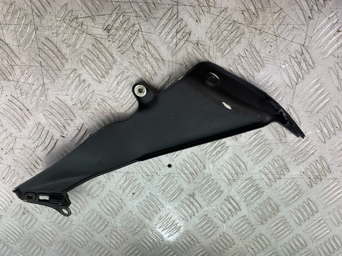 MV AGUSTA 800 F3 INFILL PANEL YEAR 2017-2019 (CMB1227)