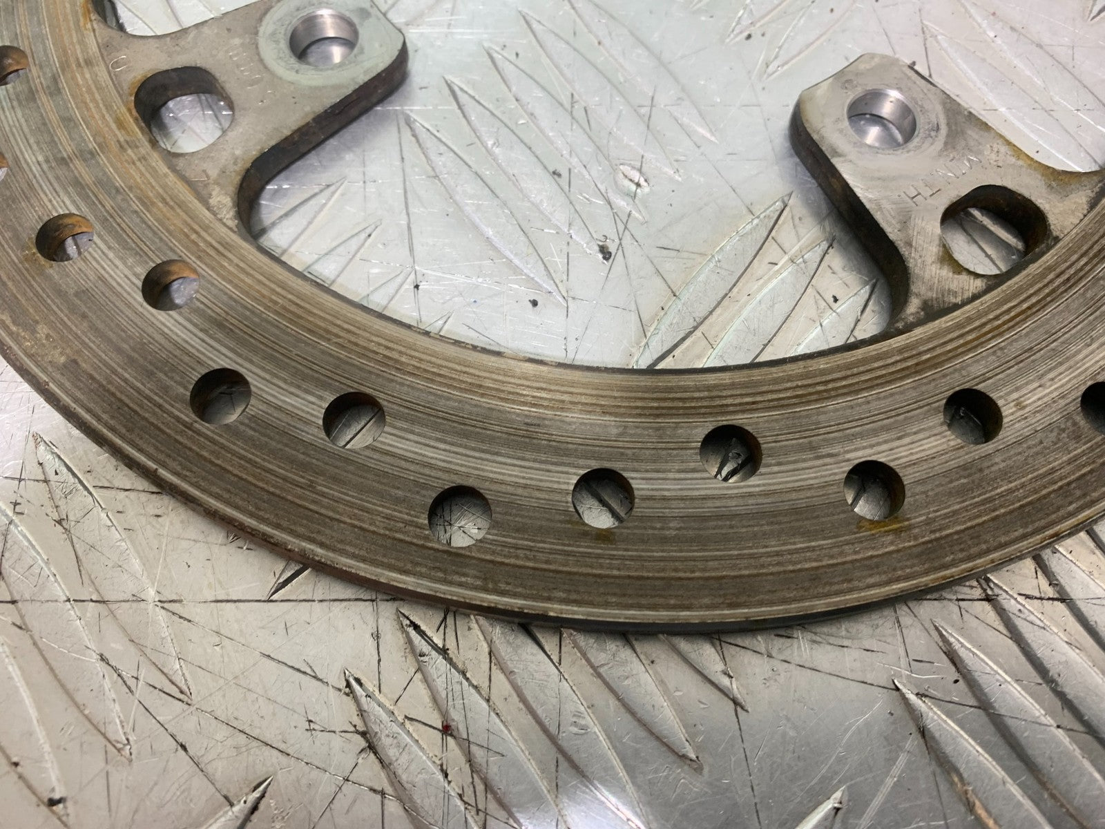 TRIUMPH TRIDENT 660 REAR BRAKE DISC  YEAR 2021-2024 (CMB1295)