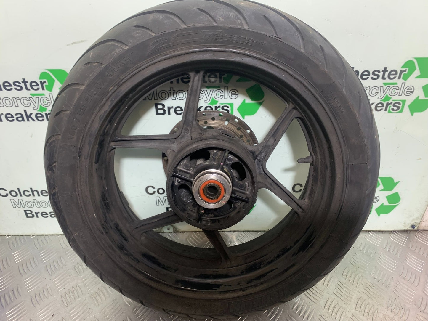 KAWASAKI Z750 Z 750 REAR WHEEL  YEAR 2004-2006  (CMB1234)
