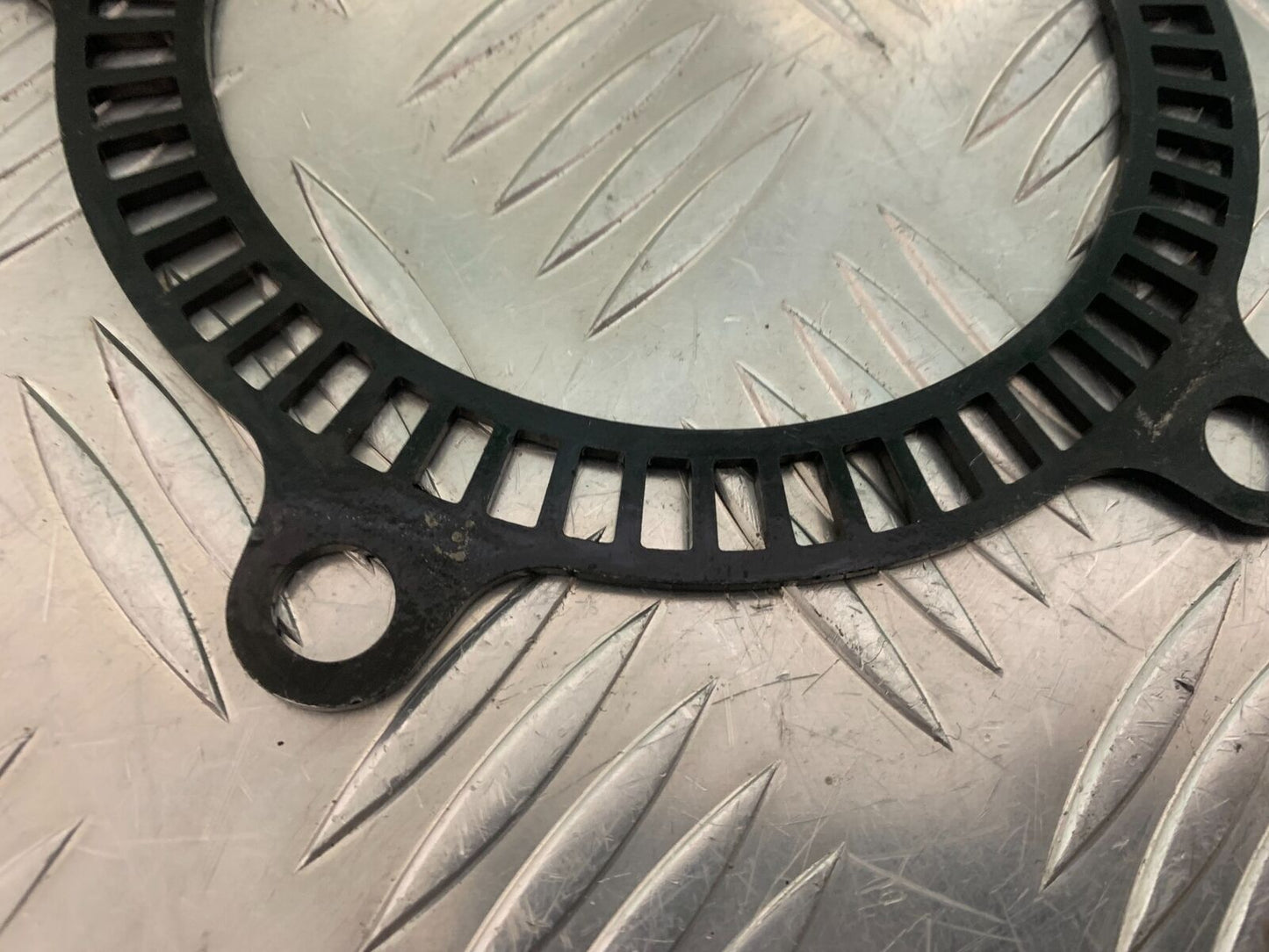 ROYAL ENFIELD 350 CLASSIC FRONT ABS RING GEAR   YEAR 2022 (STOCK 967)