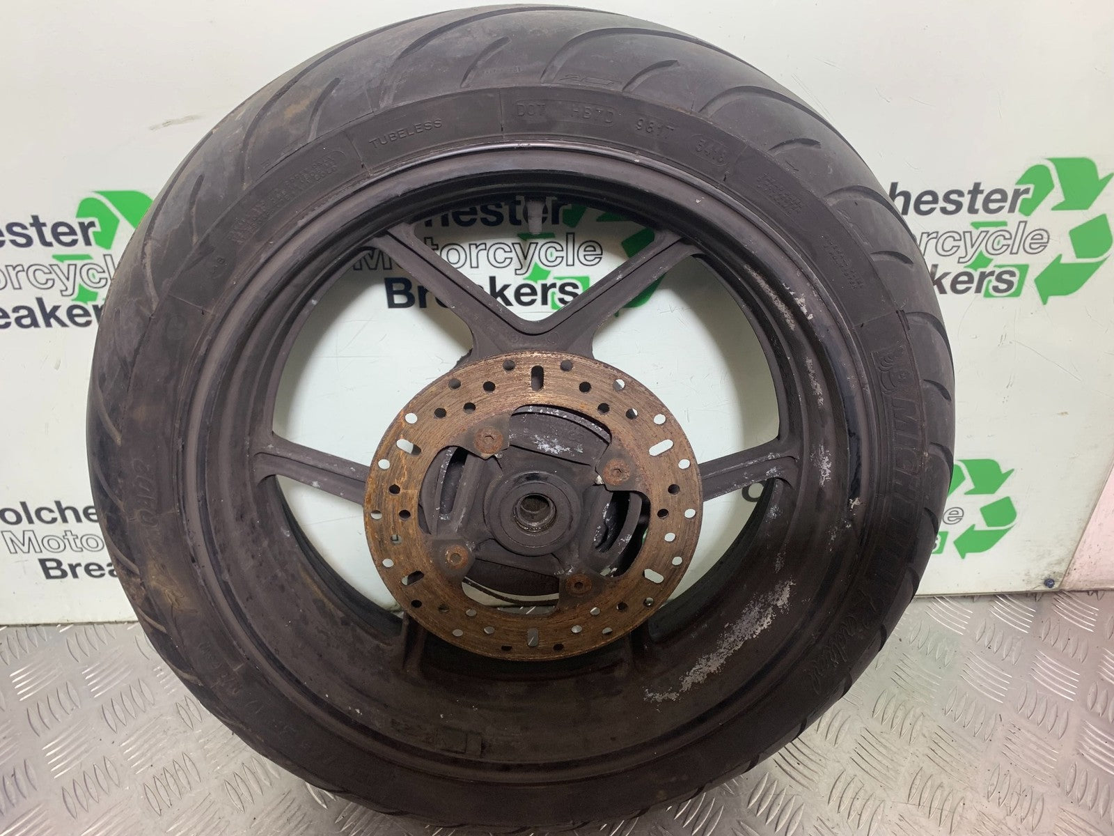 KAWASAKI Z750 Z 750 REAR WHEEL  YEAR 2004-2006  (CMB1234)
