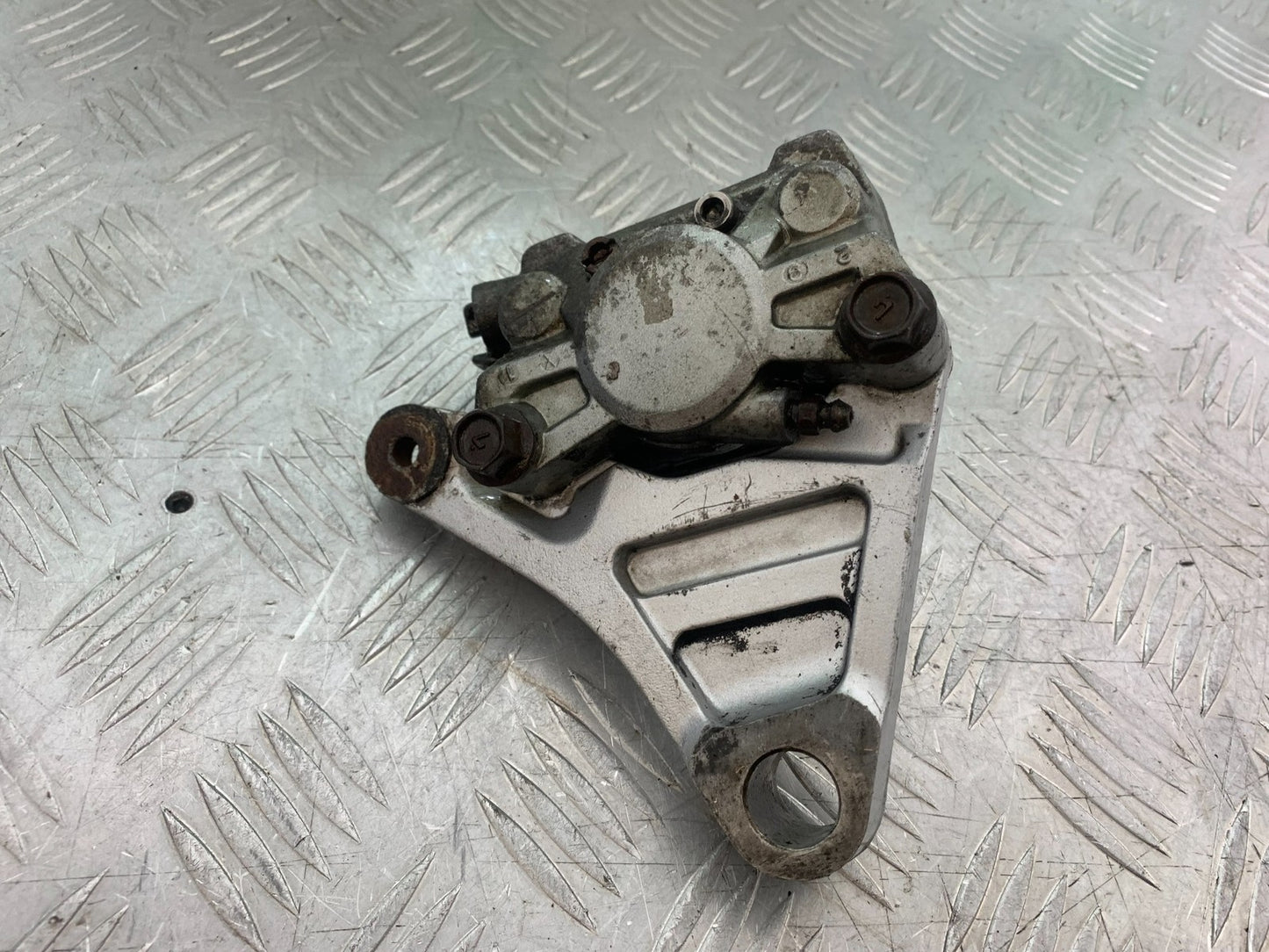 YAMAHA FZS600 FAZER 600 REAR CALIPER (SOLD AS PARTS)  YEAR 1998-2001 (CMB1267)
