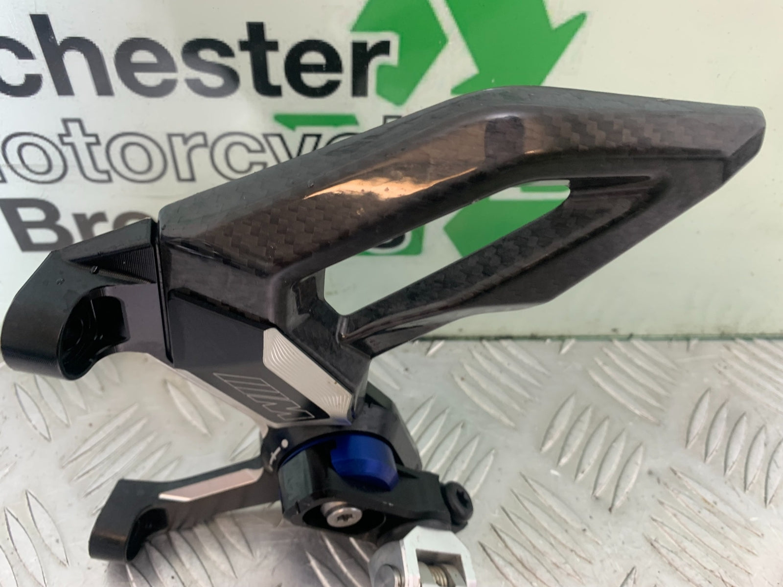BMW M1000 R  LEFT FRONT HANGER HANGER YEAR 2023-2024 (CMB1140)