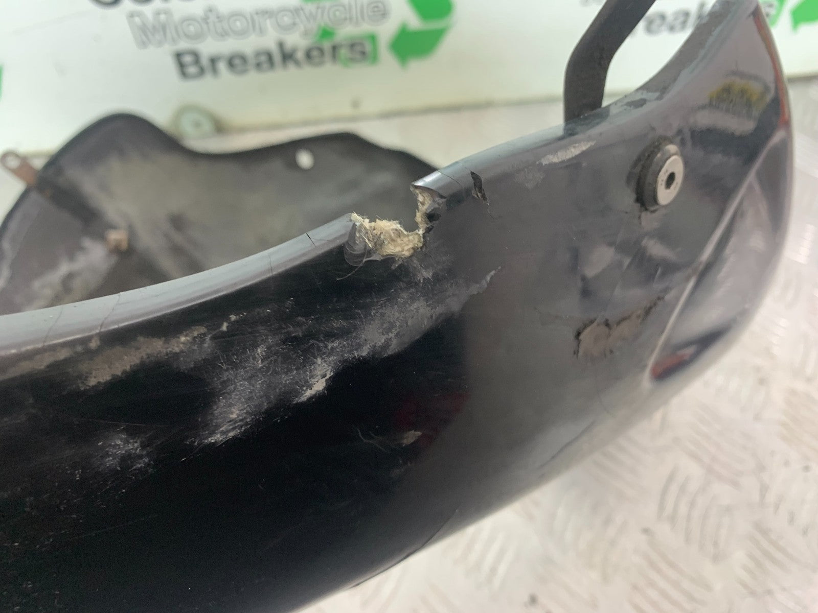 KAWASAKI Z750 Z 750 BELLY PAN  YEAR 2004-2006  (CMB1234)