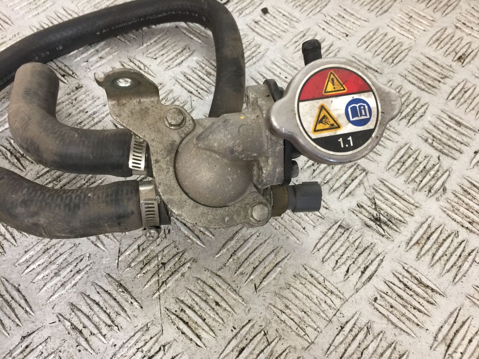 HONDA VT750 SHADOW PHANTOM THERMOSTAT  YEAR 2014 (STOCK 761)