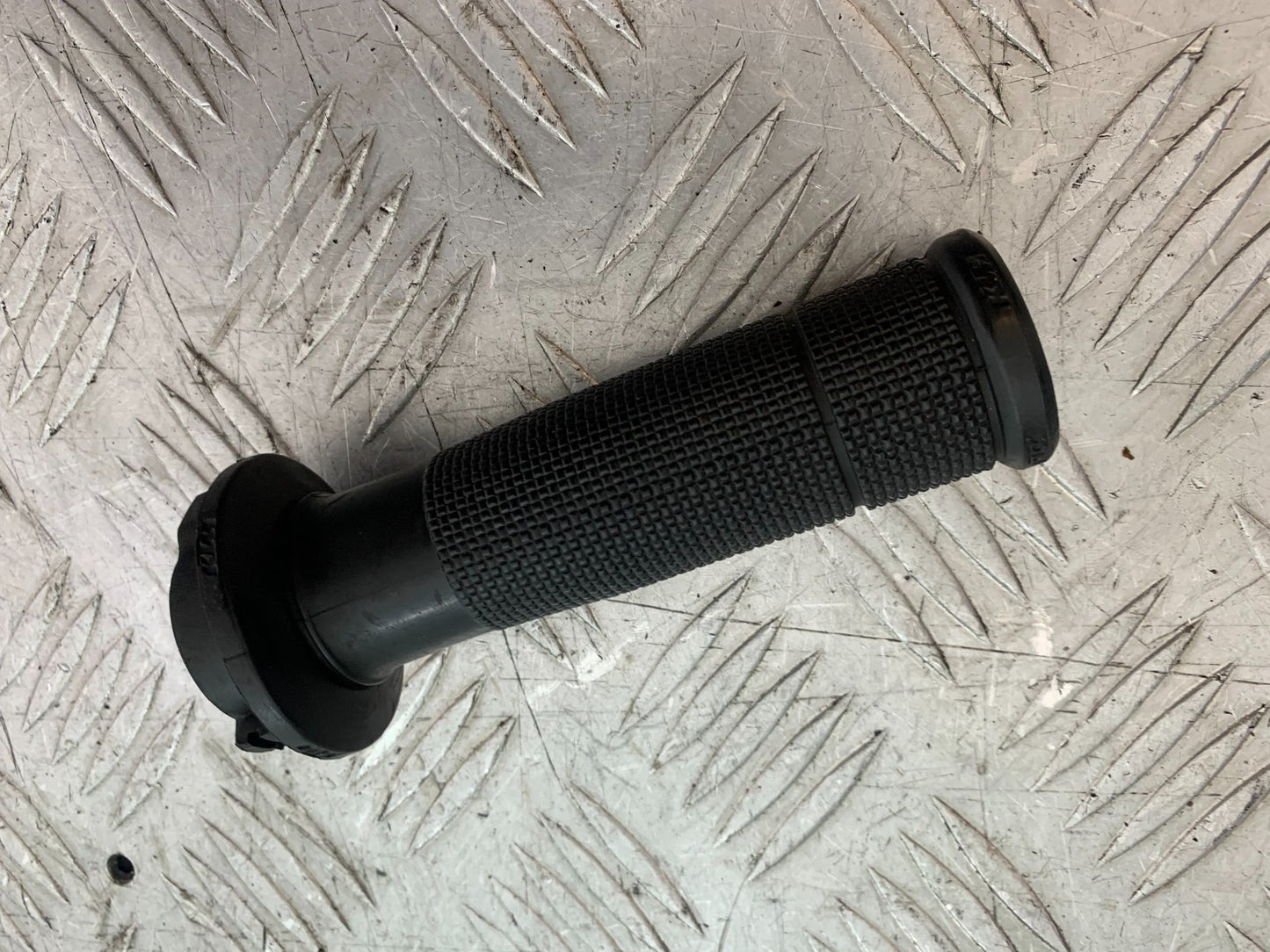 KTM DUKE 125 THROTTLE TWIST GRIP  YEAR 2012-2016 (CMB1317)