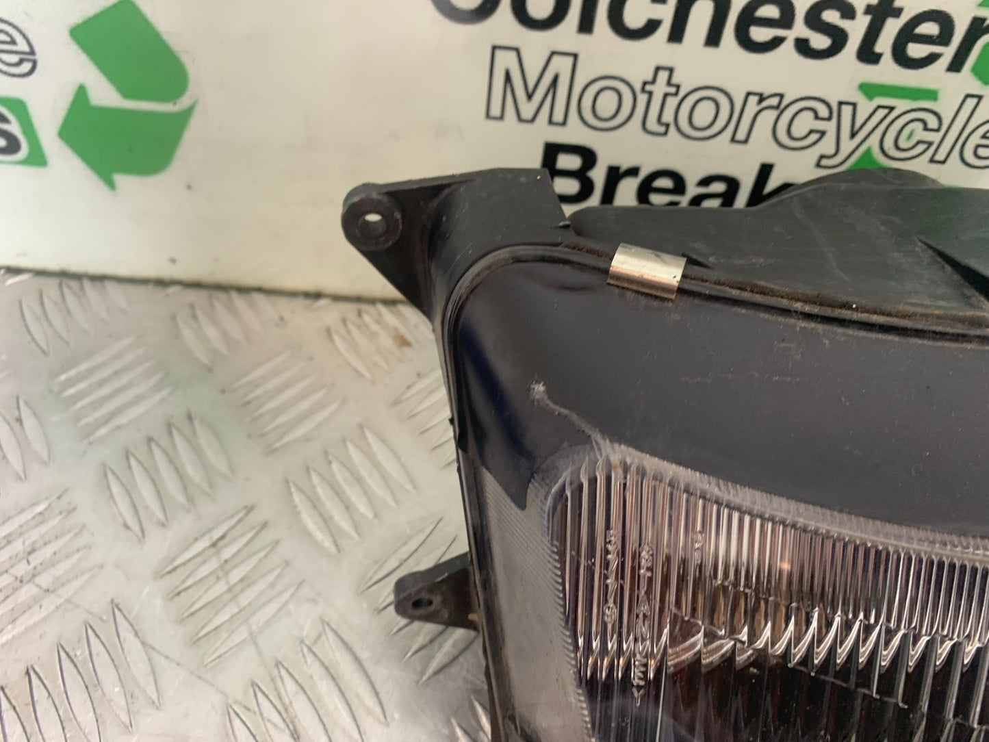 KAWASAKI ZZR1100 D HEADLIGHT   YEAR 1993-2001 (CMB1164)