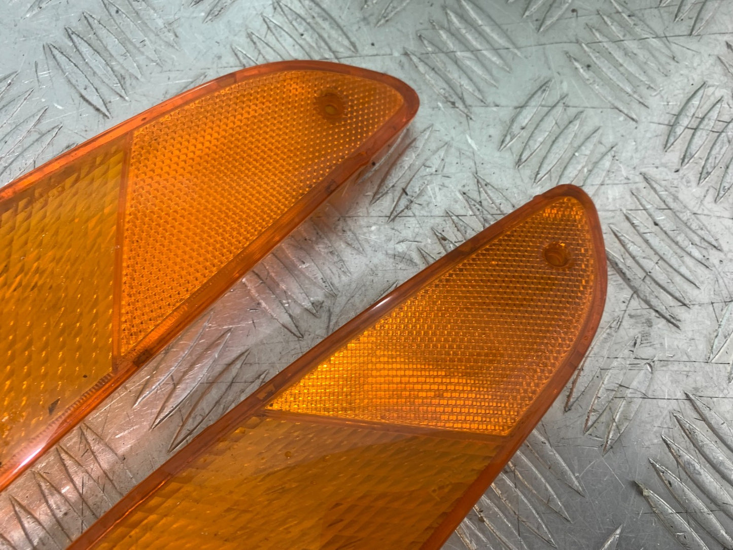 BMW K1200 K 1200 LT FRONT INDICATOR LENS  YEAR 1999-07 (CMB1271)