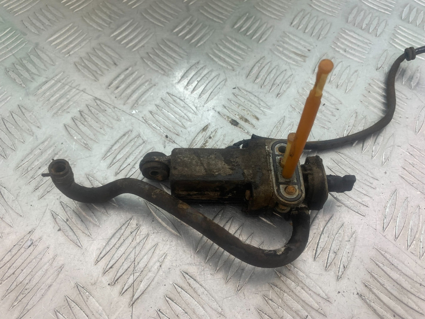 YAMAHA XV535 XV 535 VIRAGO PETROL TAP YEAR 1994-02 (CMB1139)