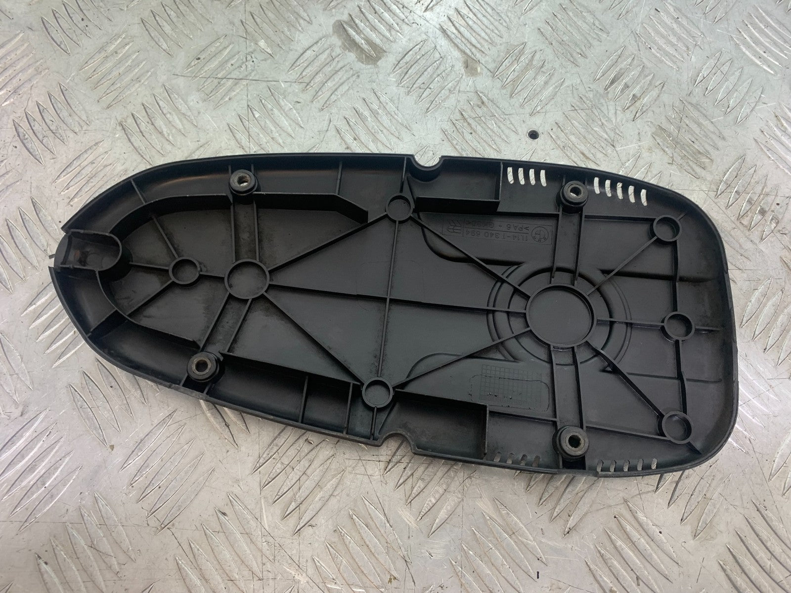 BMW R850 R R850R FRONT ENGINE COVER  YEAR 1994-2002 (CMB1170)