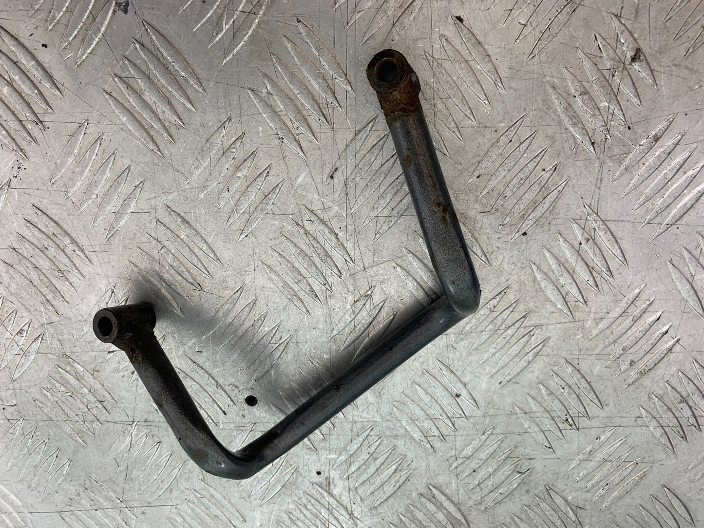 TRIUMPH TROPHY 900 GRAB RAIL YEAR 1991-95 (CMB1251)