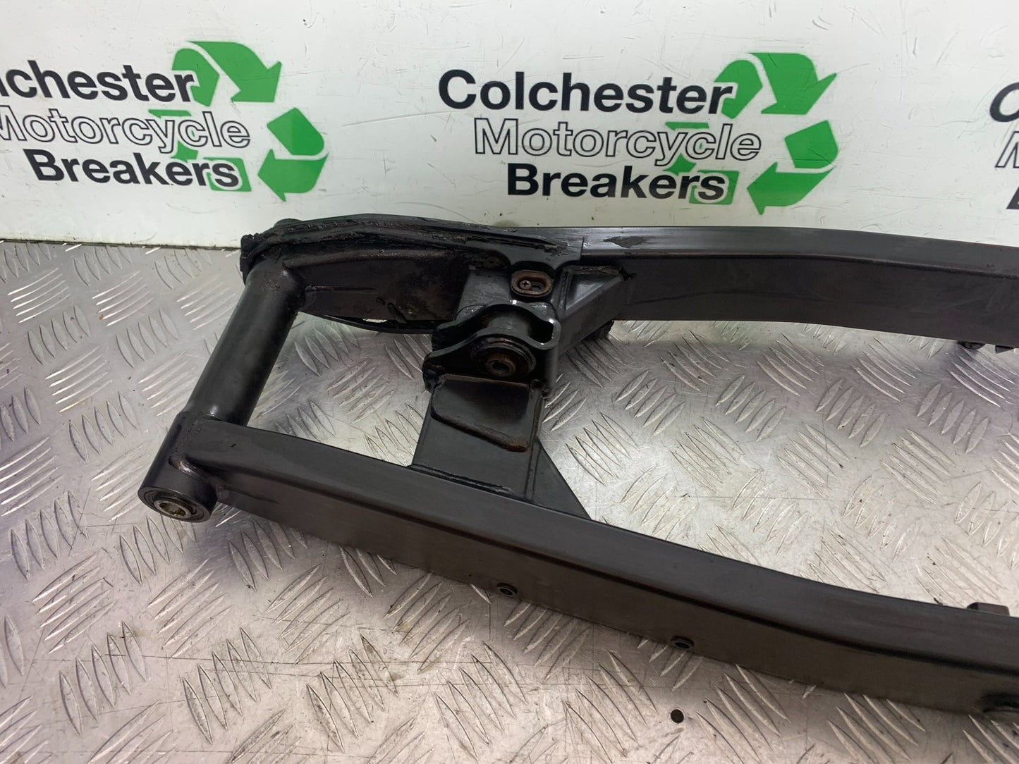 HONDA CB500 F CB500F SWINGARM  YEAR 2013-2015  (CMB1235)