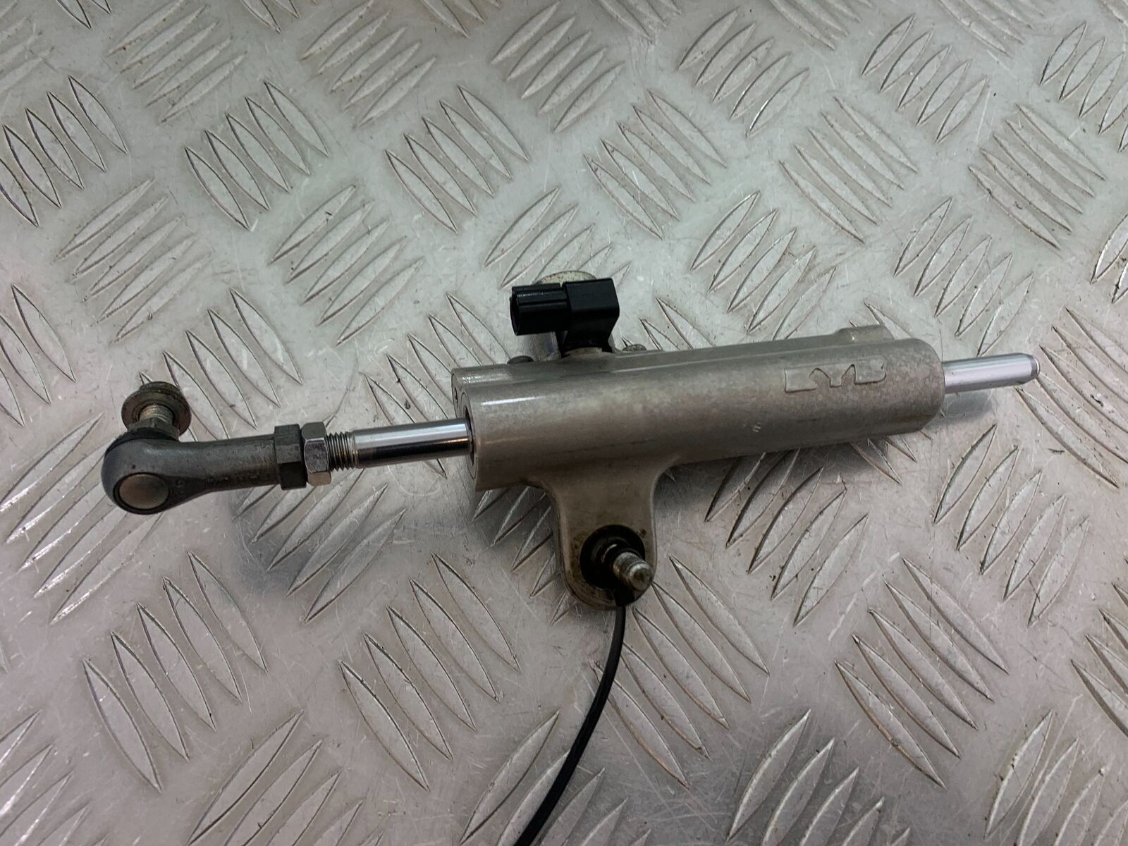 SUZUKI GSXR1000 GSXR 1000 STEERING DAMPER  2009-2016 (CMB1049)