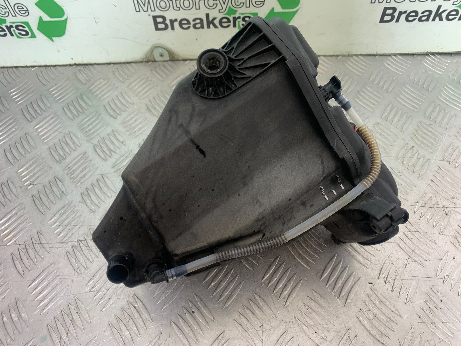 BMW K1300 S K 1300 S OIL TANK  YEAR 2009-16 (CMB1216)
